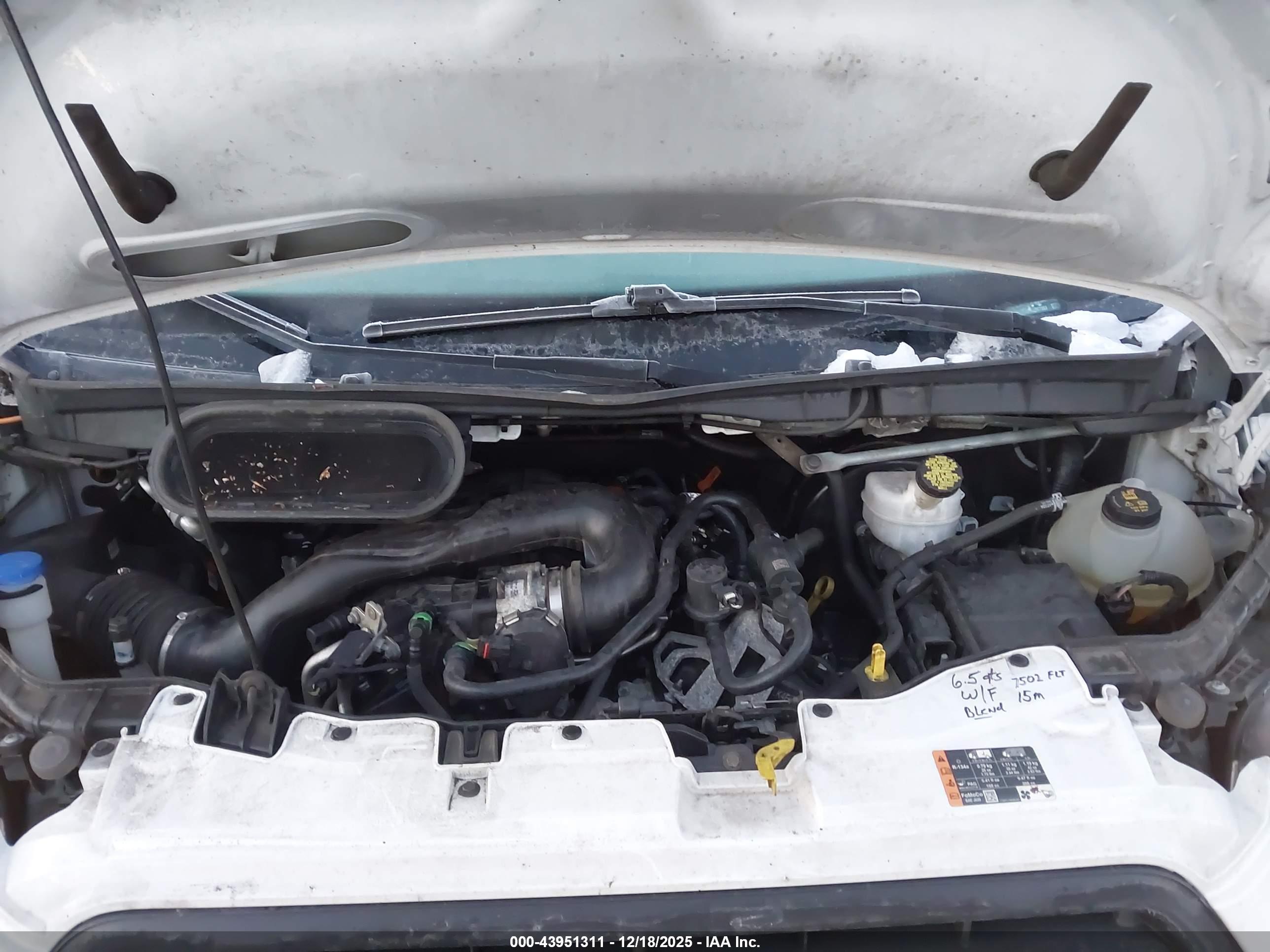 FORD TRANSIT-350 image 10