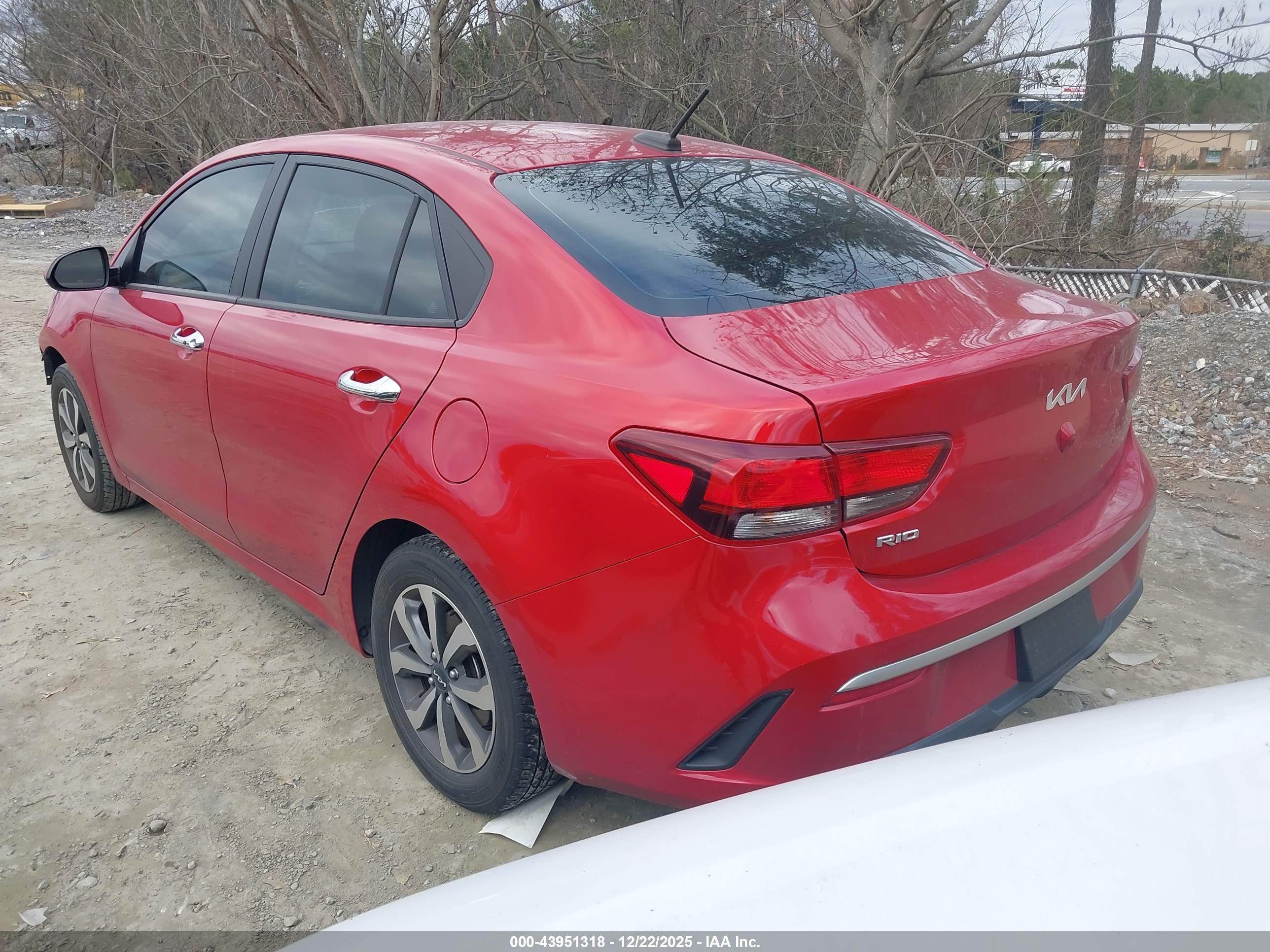 KIA RIO image 3