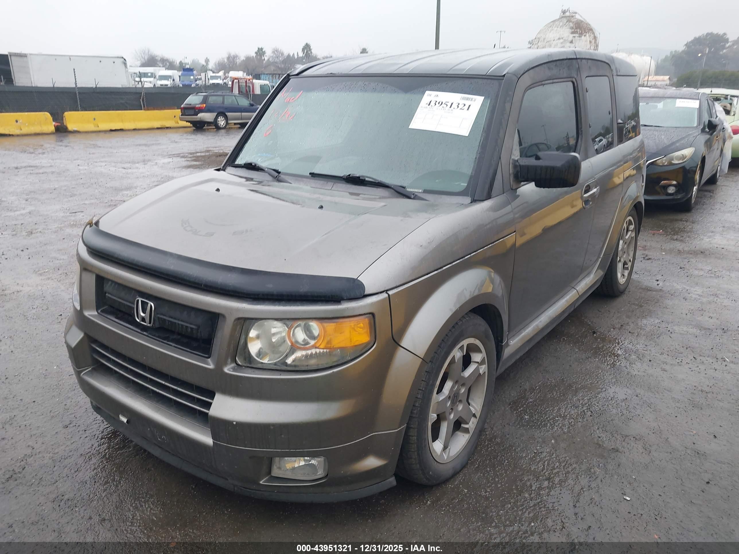 HONDA ELEMENT image 6