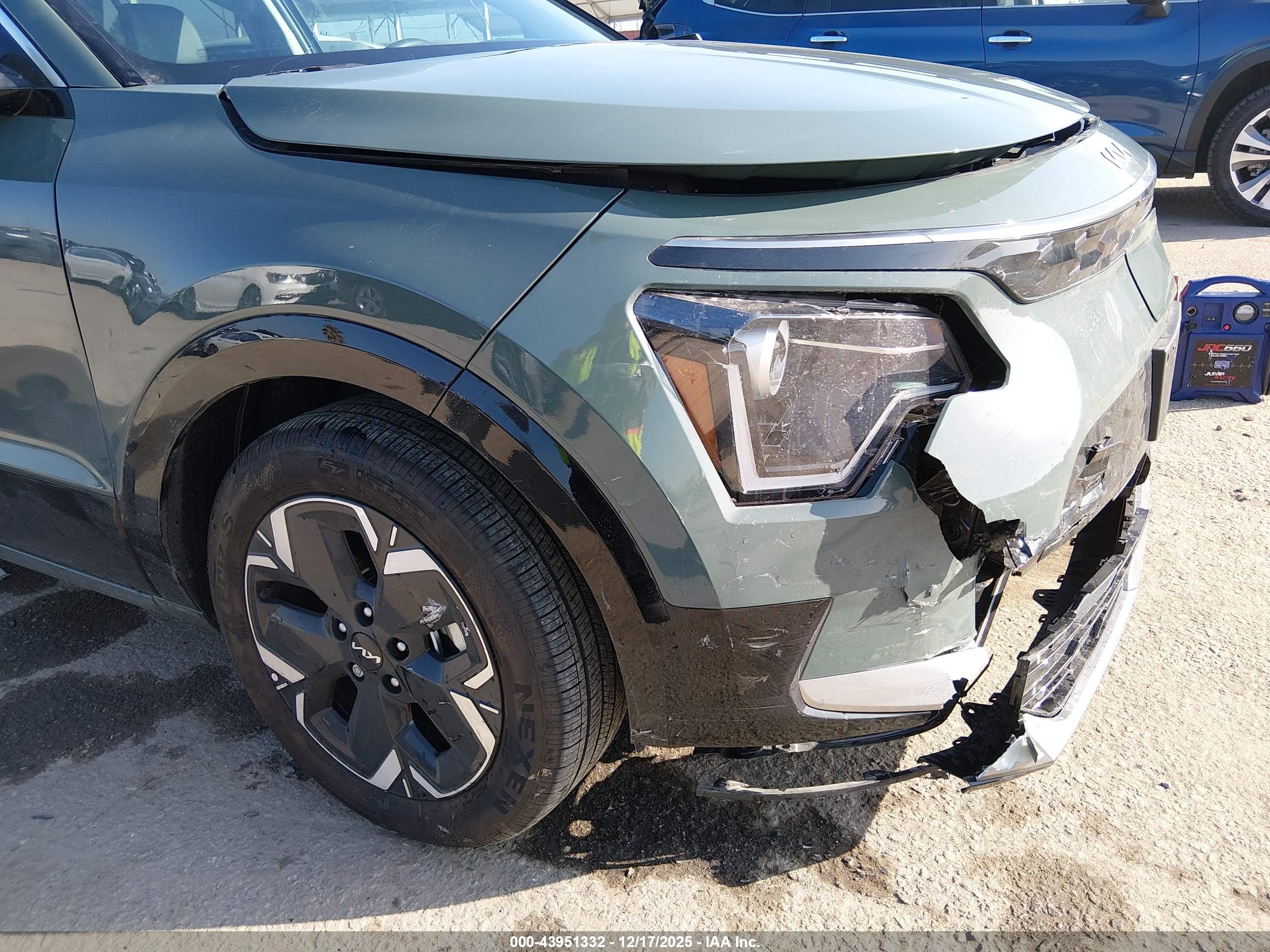 KIA NIRO image 6