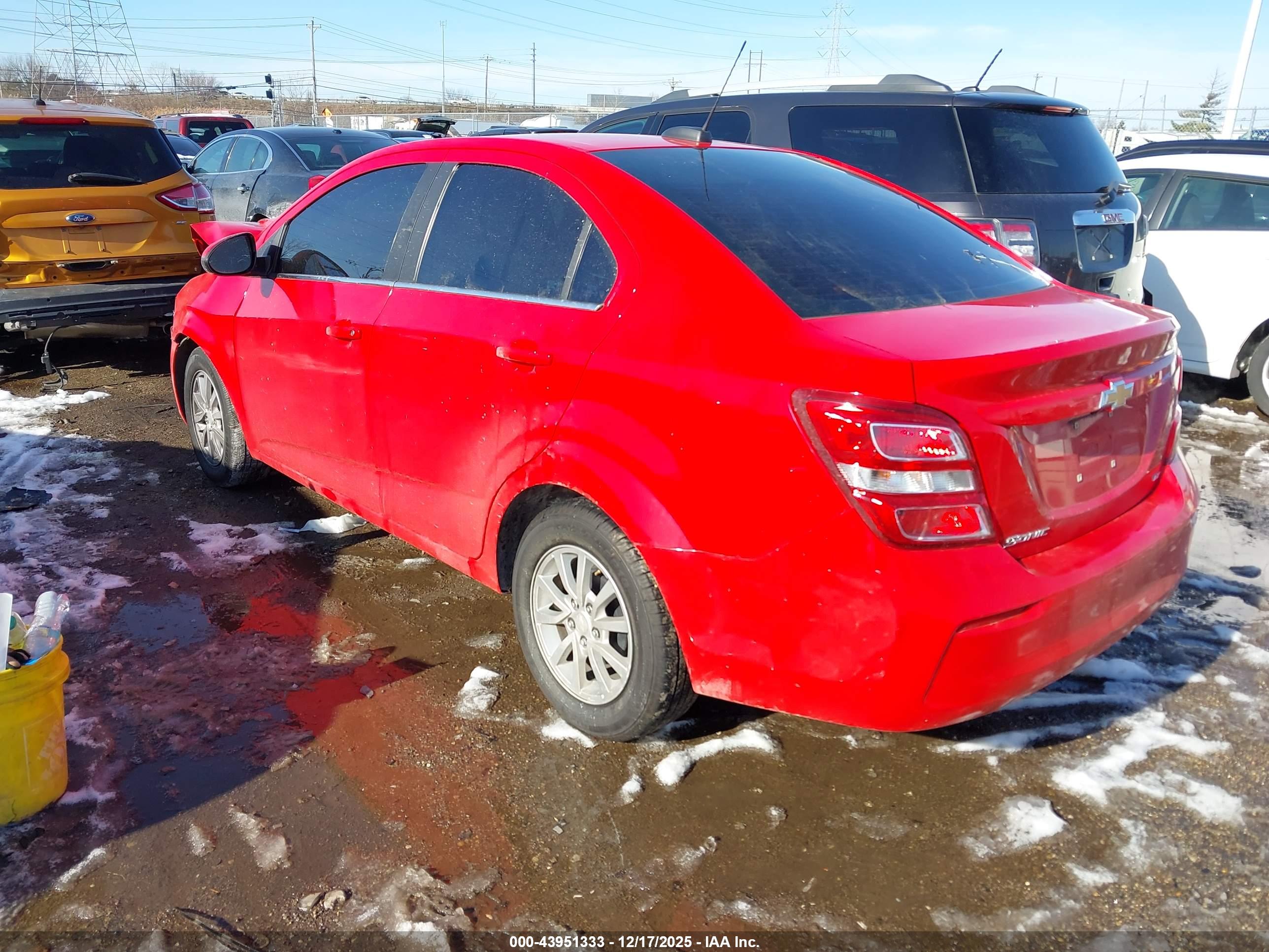 CHEVROLET SONIC image 3