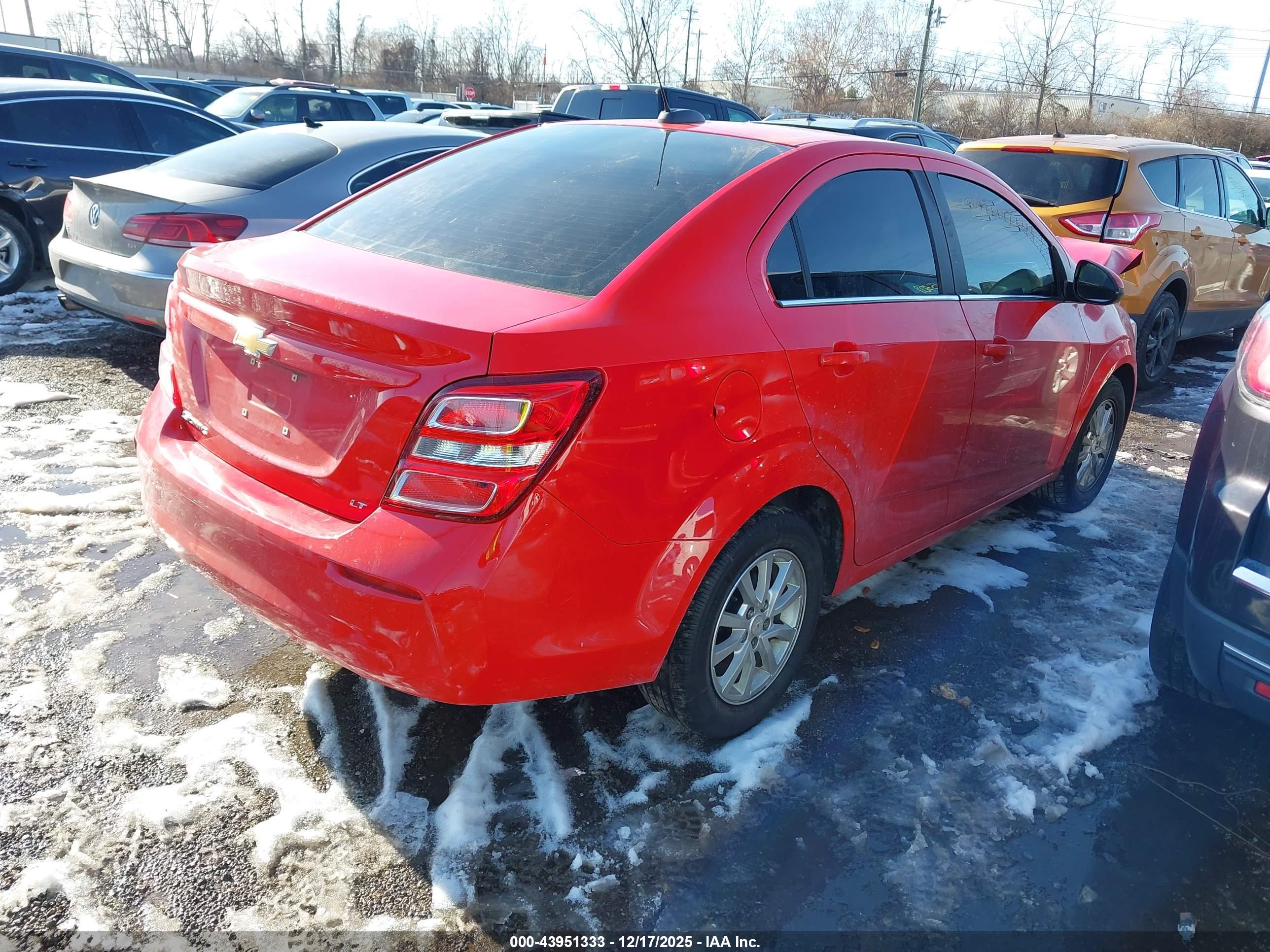 CHEVROLET SONIC image 4