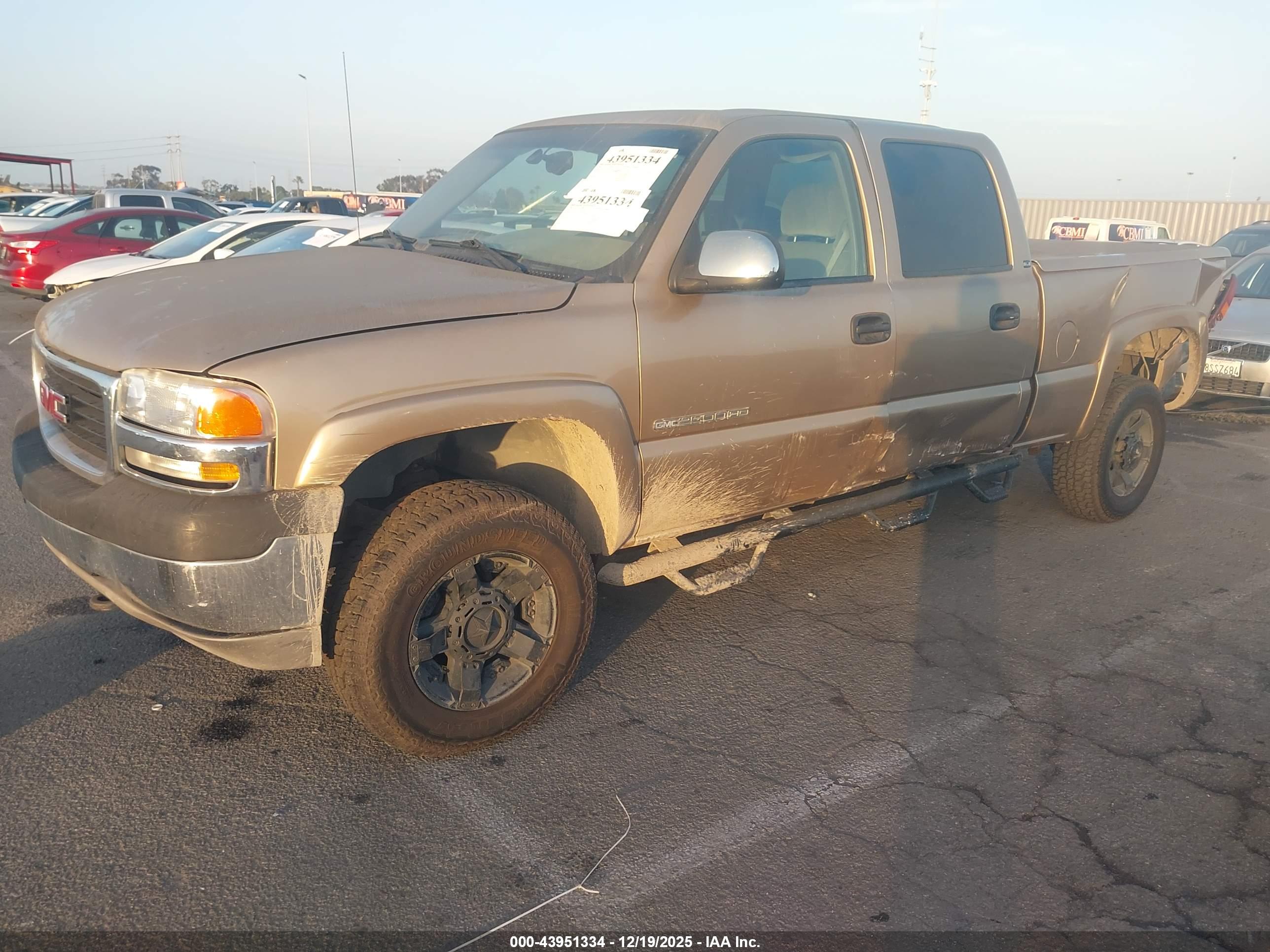 GMC SIERRA image 2