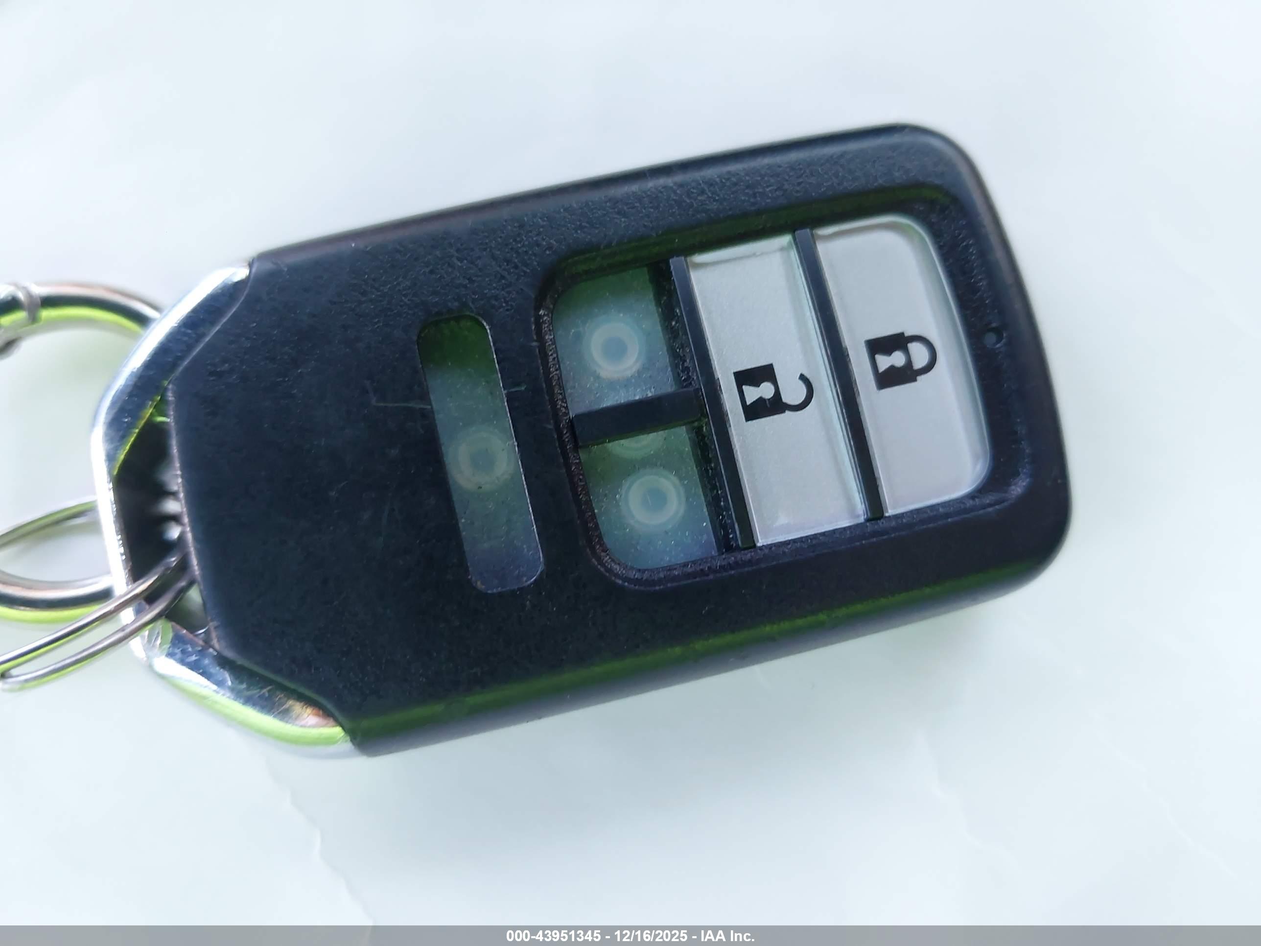 HONDA CIVIC image 11