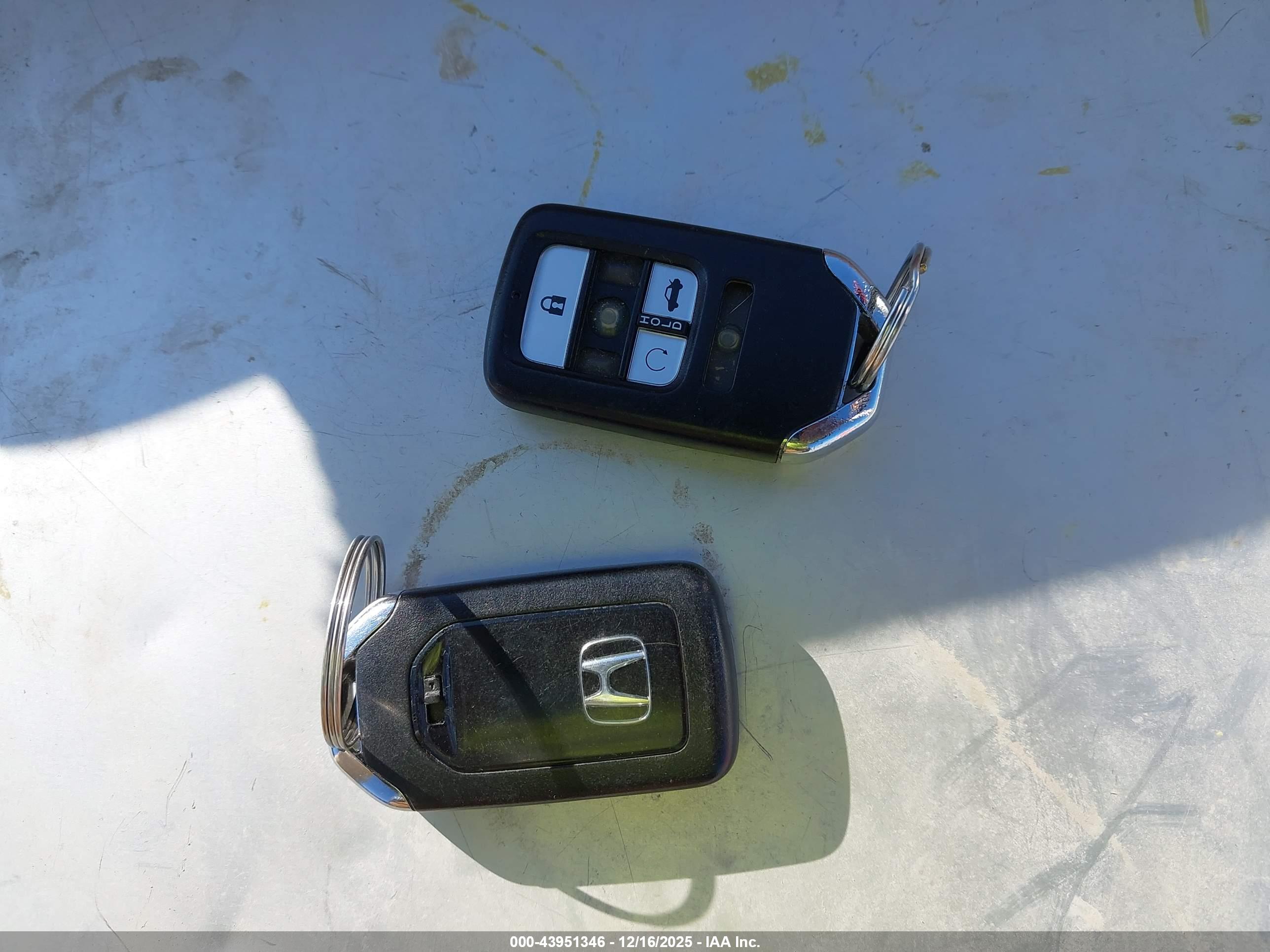 HONDA CIVIC image 11