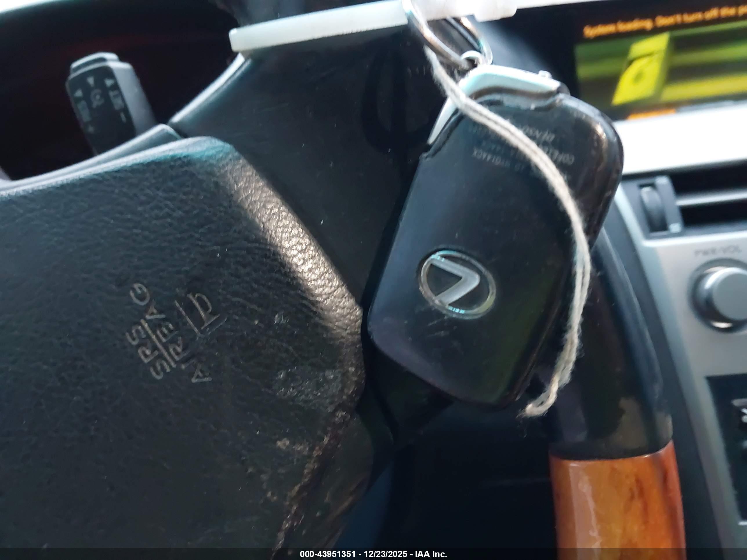 LEXUS RX image 11