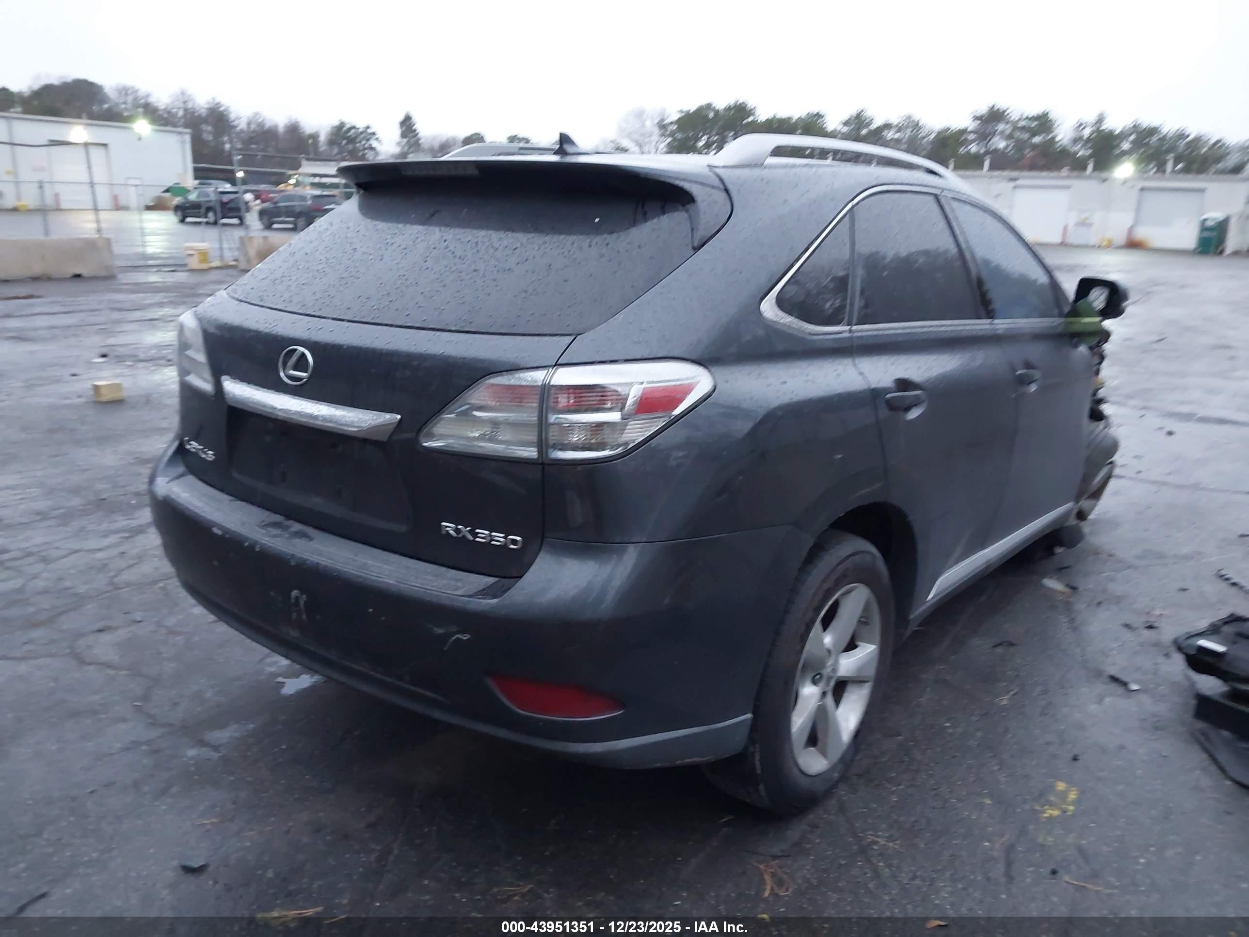 LEXUS RX image 4