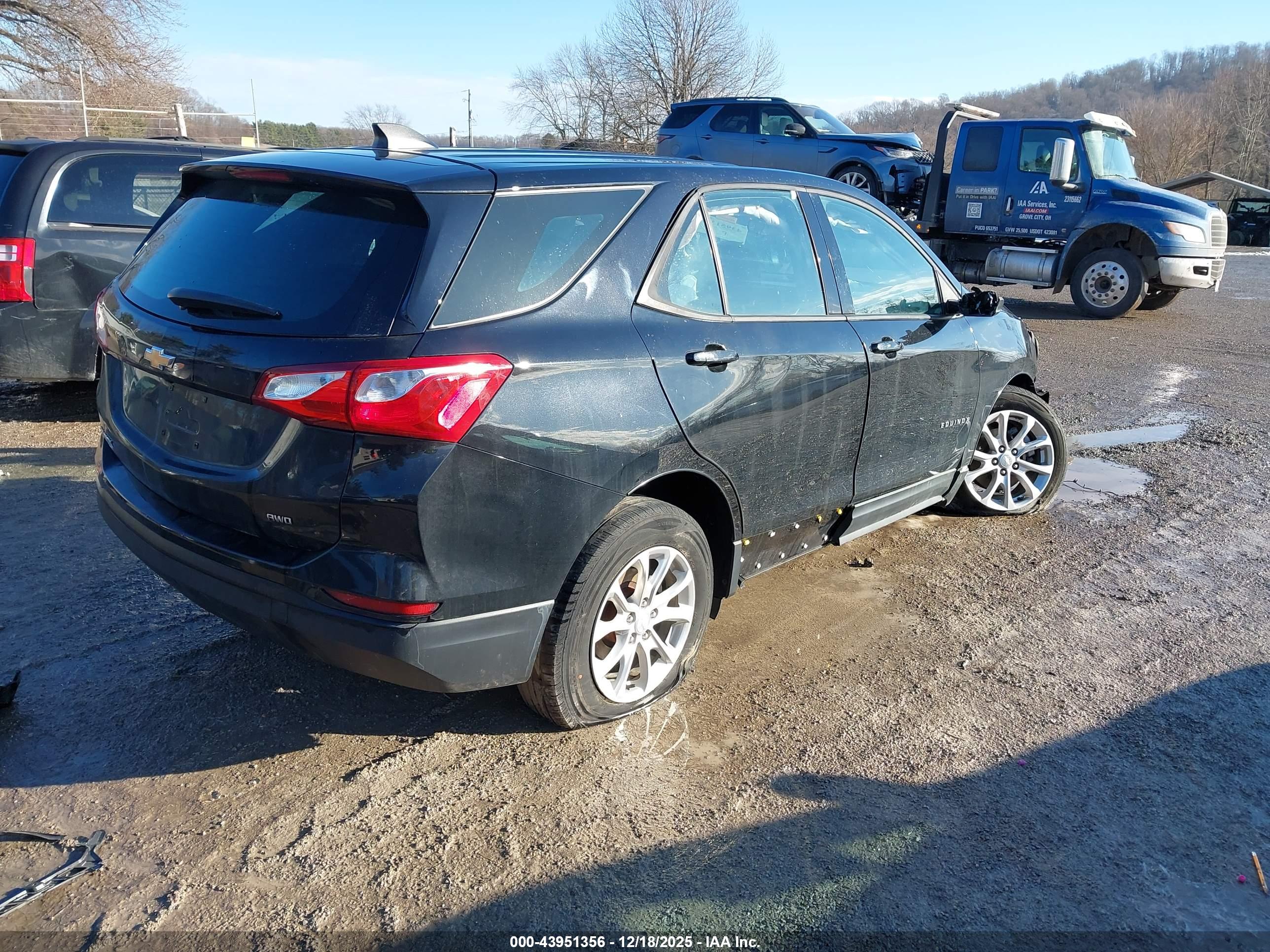 CHEVROLET EQUINOX image 4