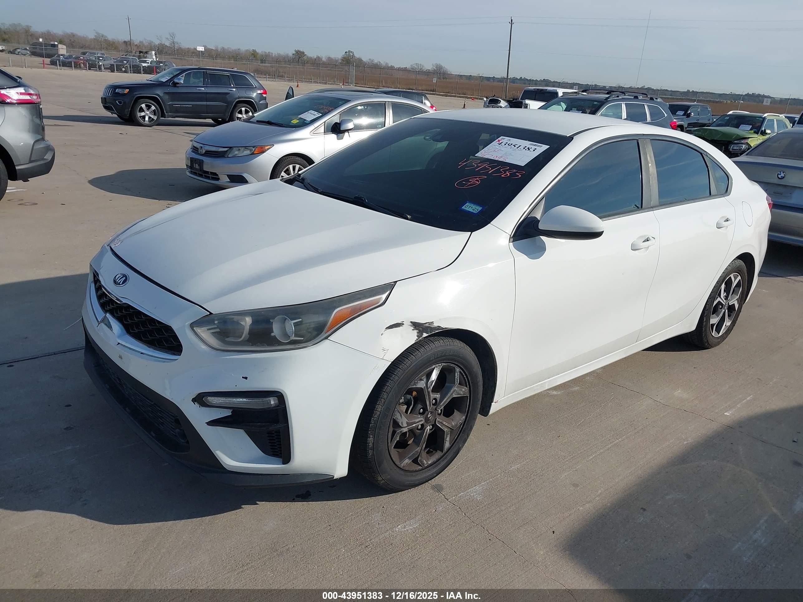 KIA FORTE image 2