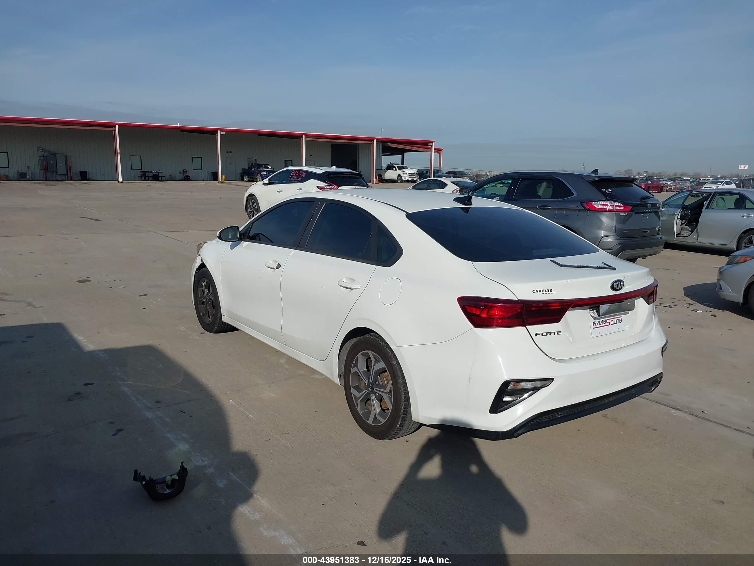 KIA FORTE image 3