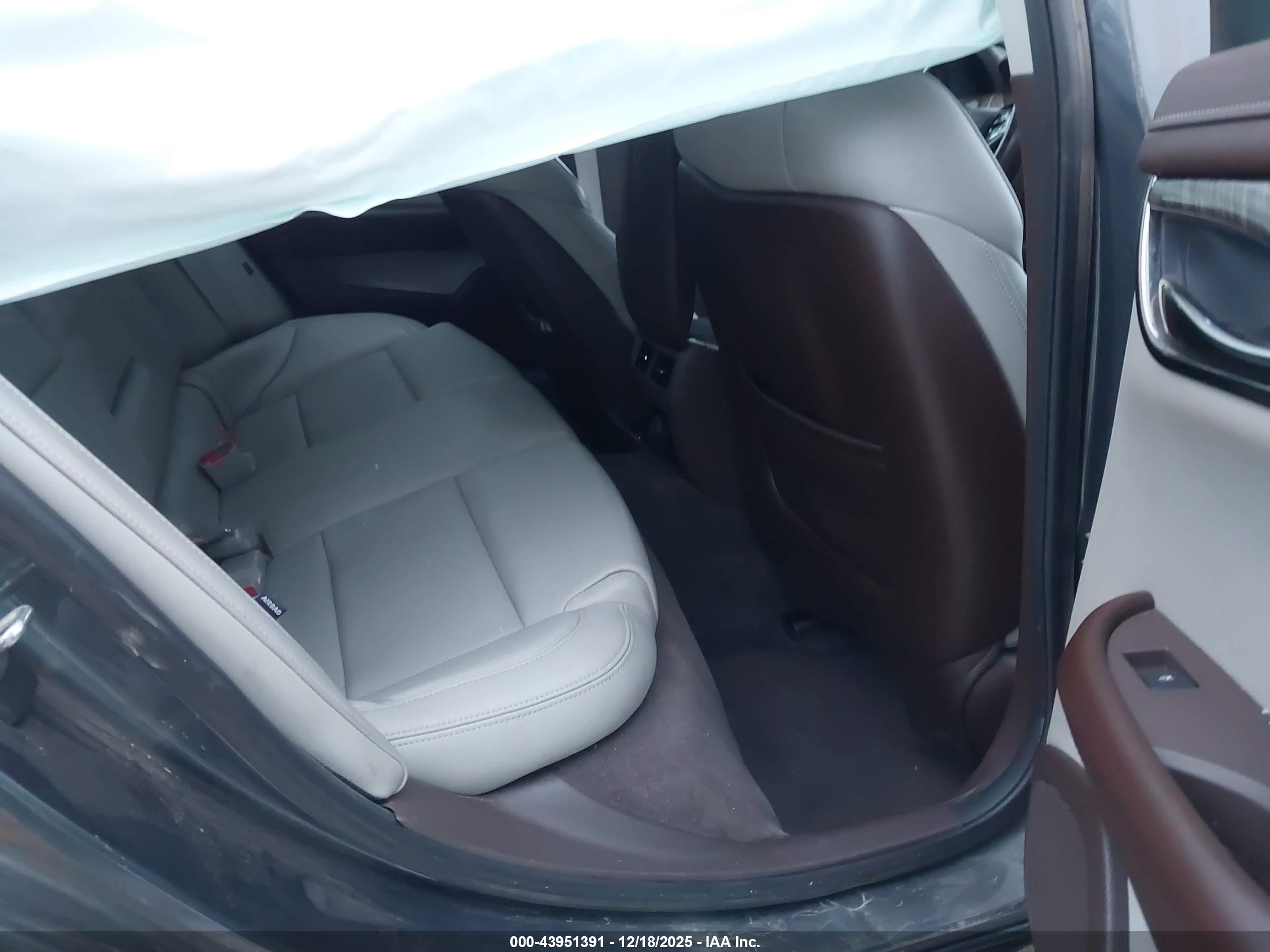 CADILLAC ATS image 8