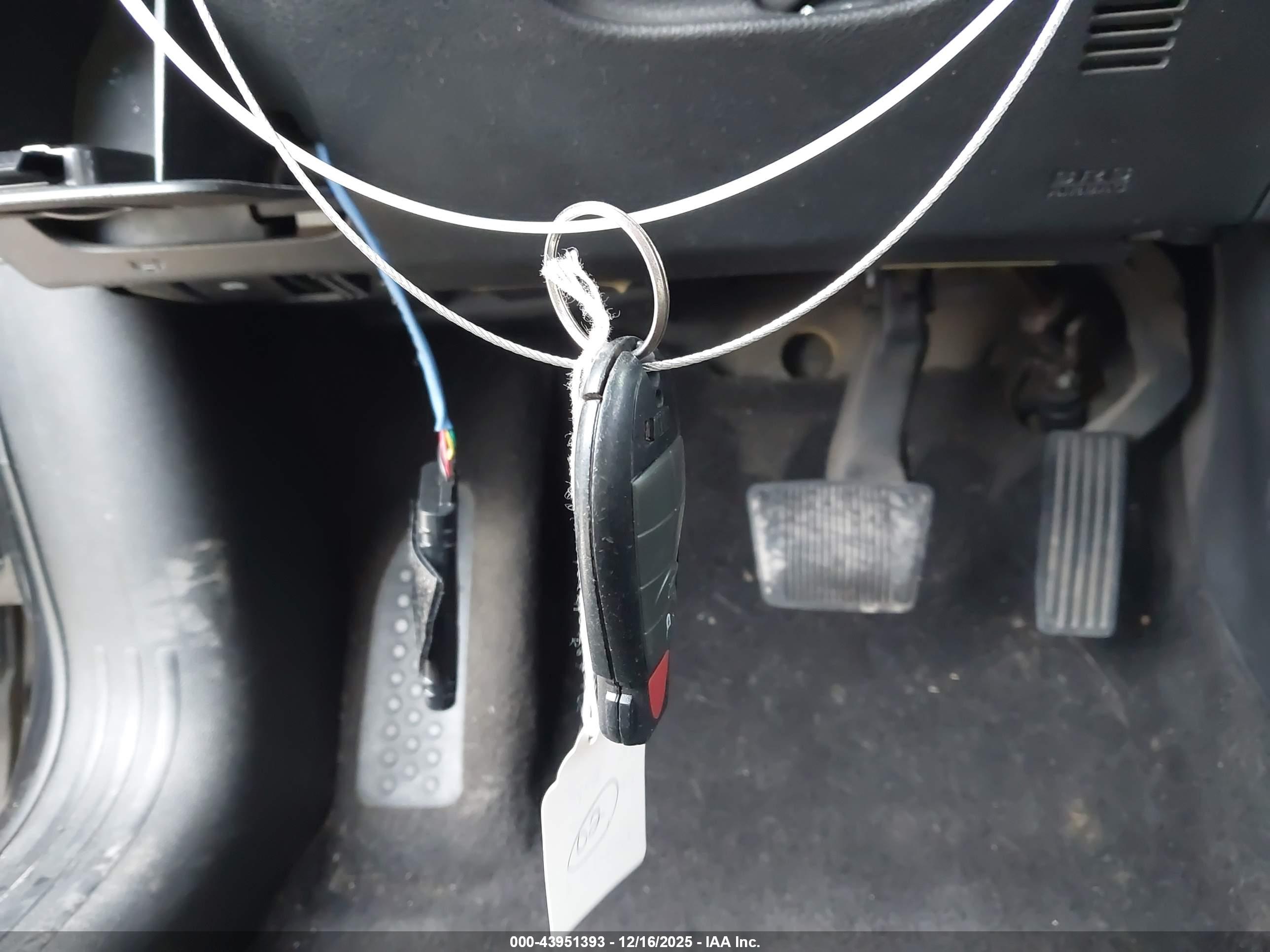 JEEP CHEROKEE image 11