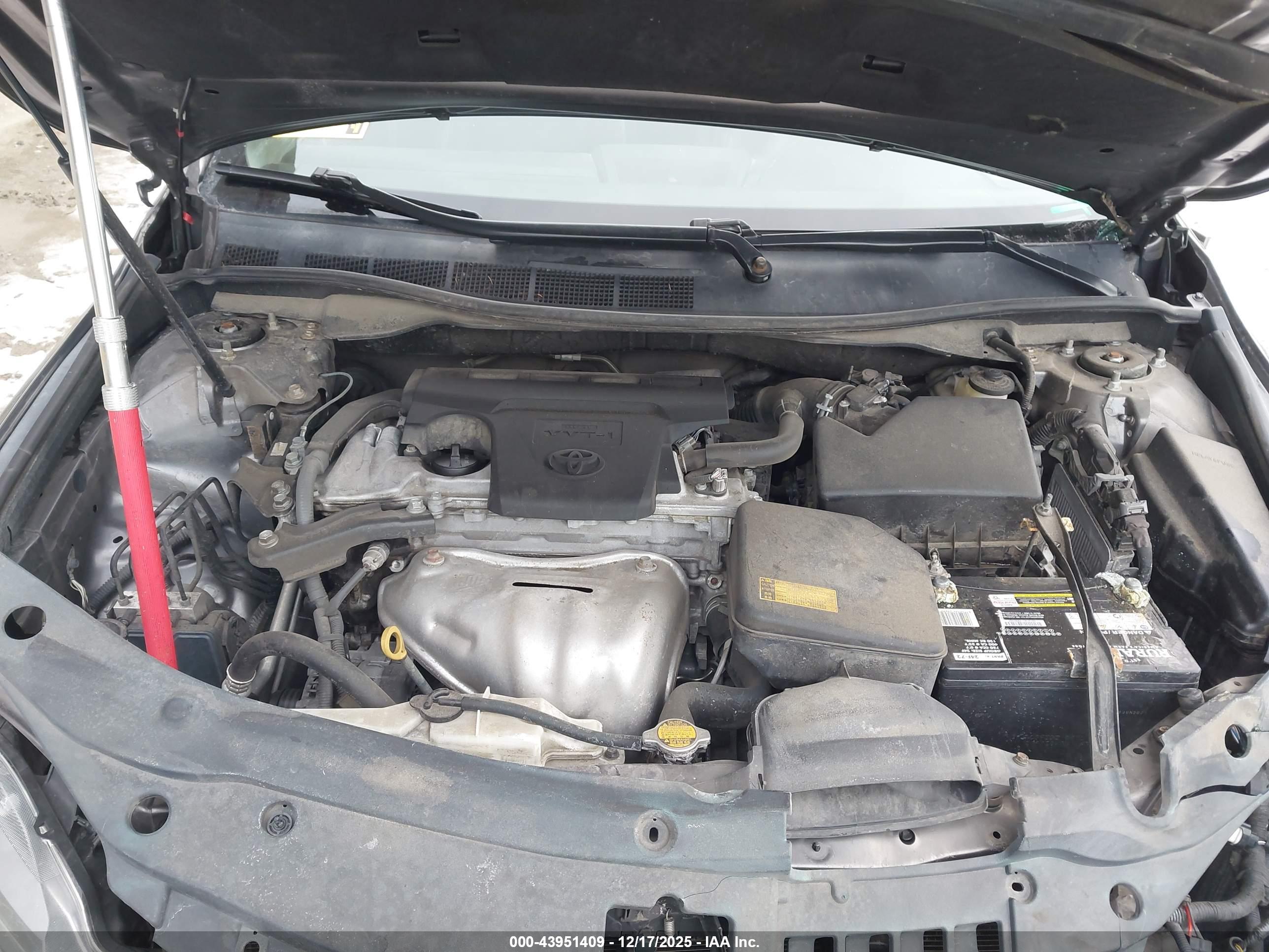 TOYOTA CAMRY image 10