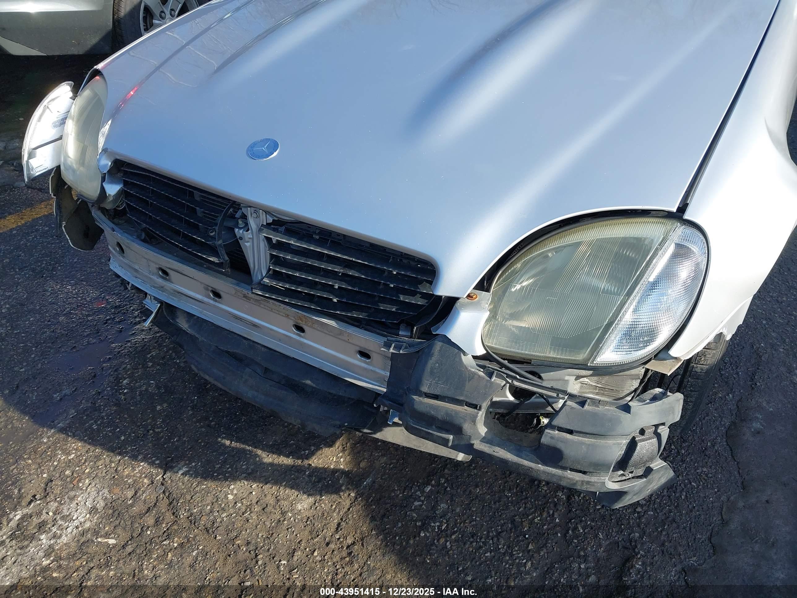 MERCEDES-BENZ SLK image 6
