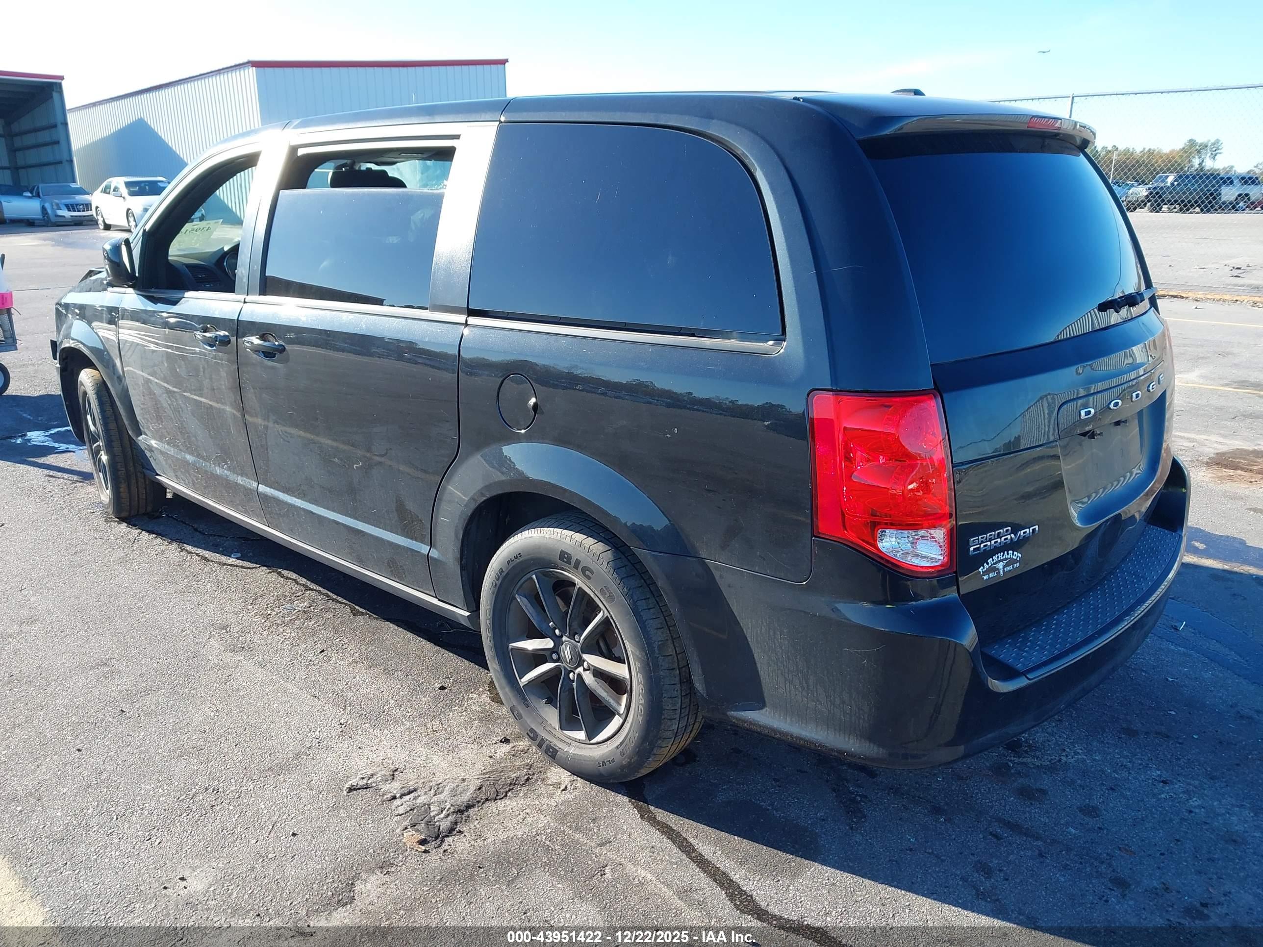 DODGE GRAND image 3