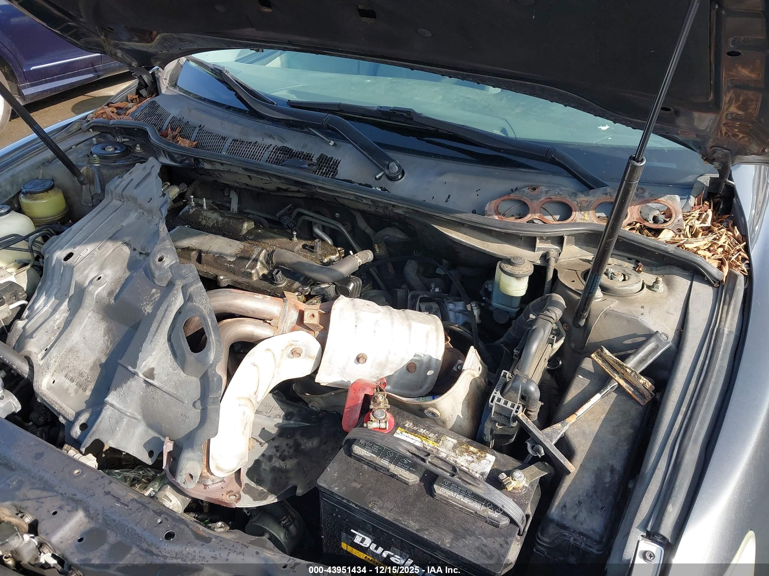 TOYOTA CAMRY image 6
