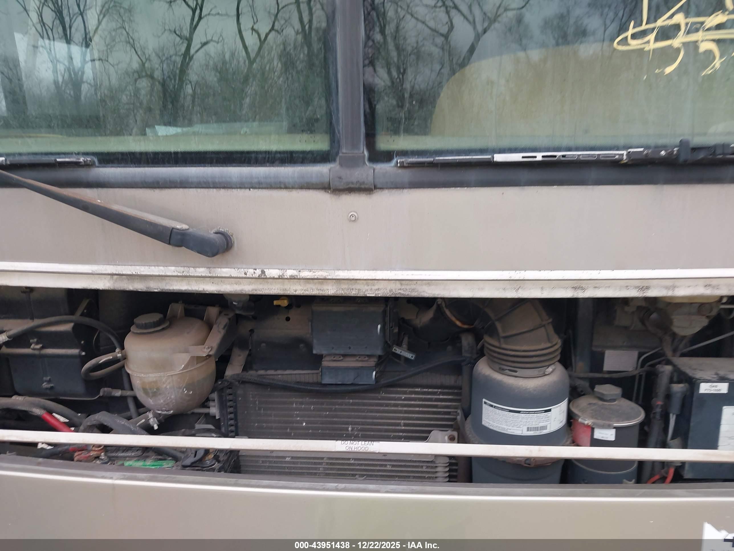 FORD F550 image 10