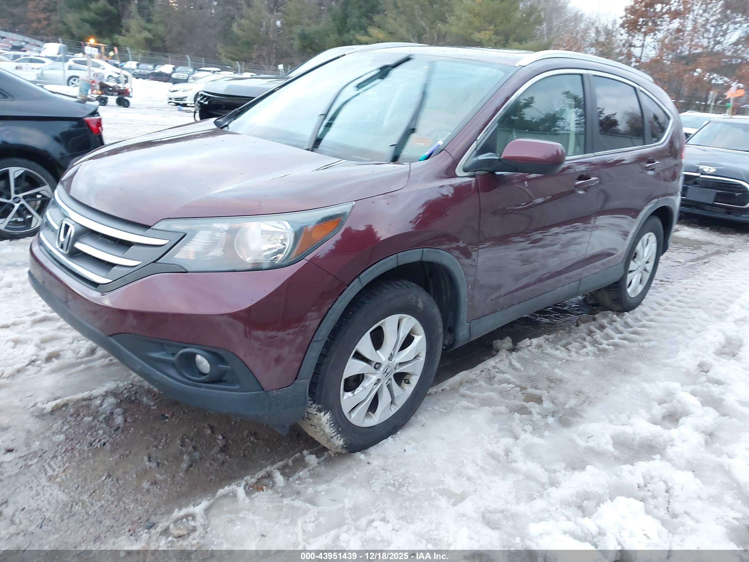 HONDA CR-V image 2