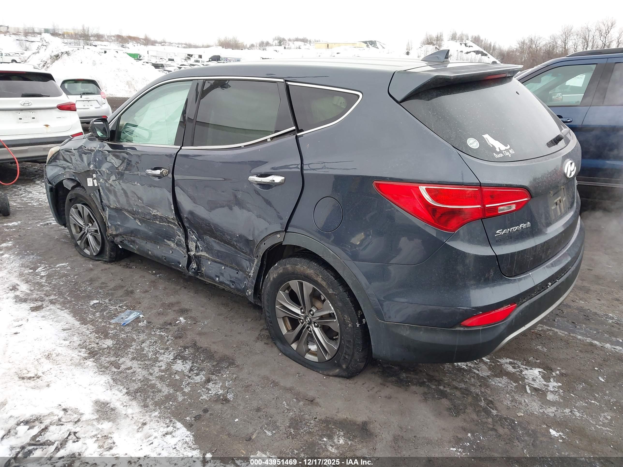 HYUNDAI SANTA image 3
