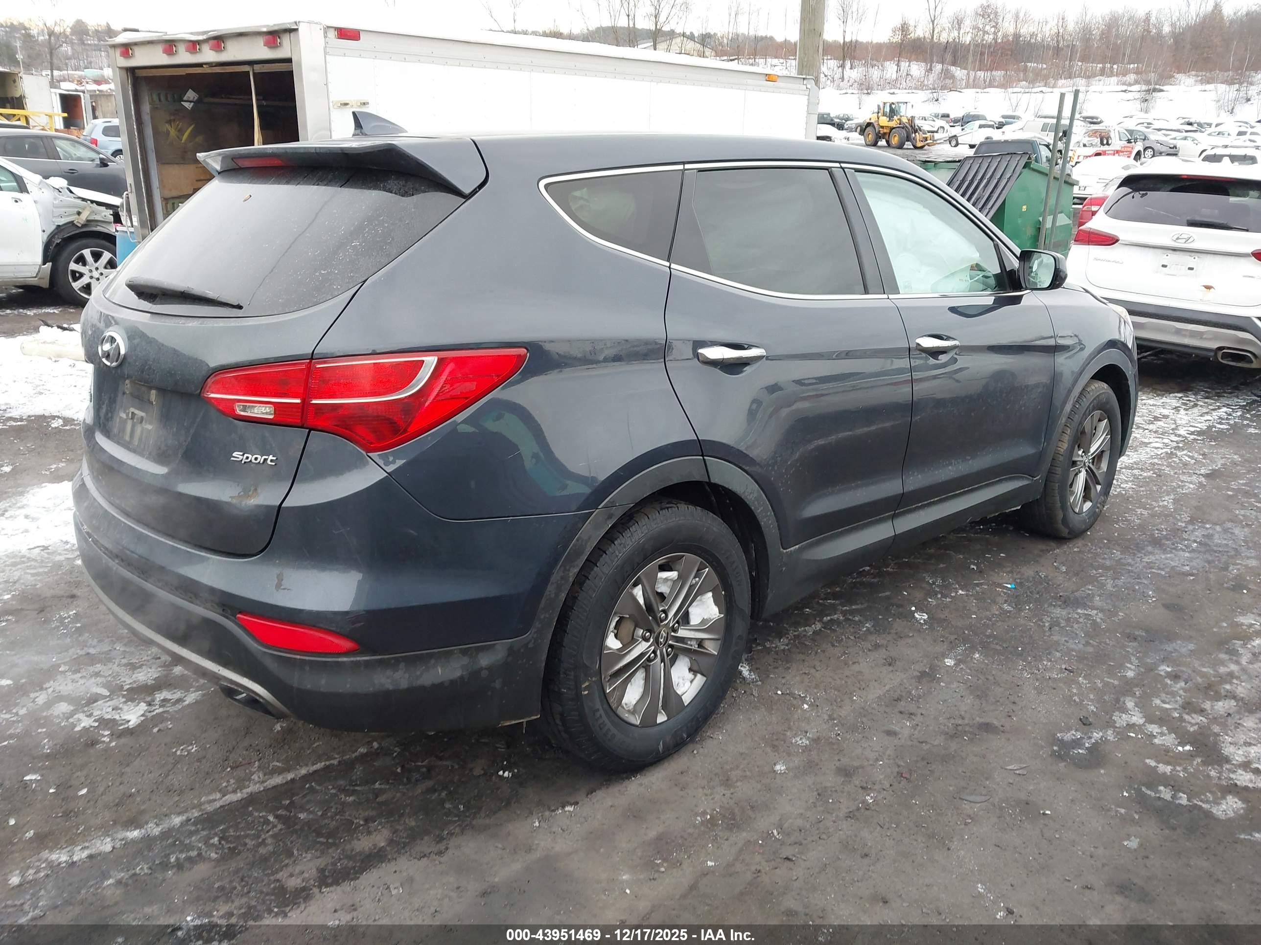 HYUNDAI SANTA image 4