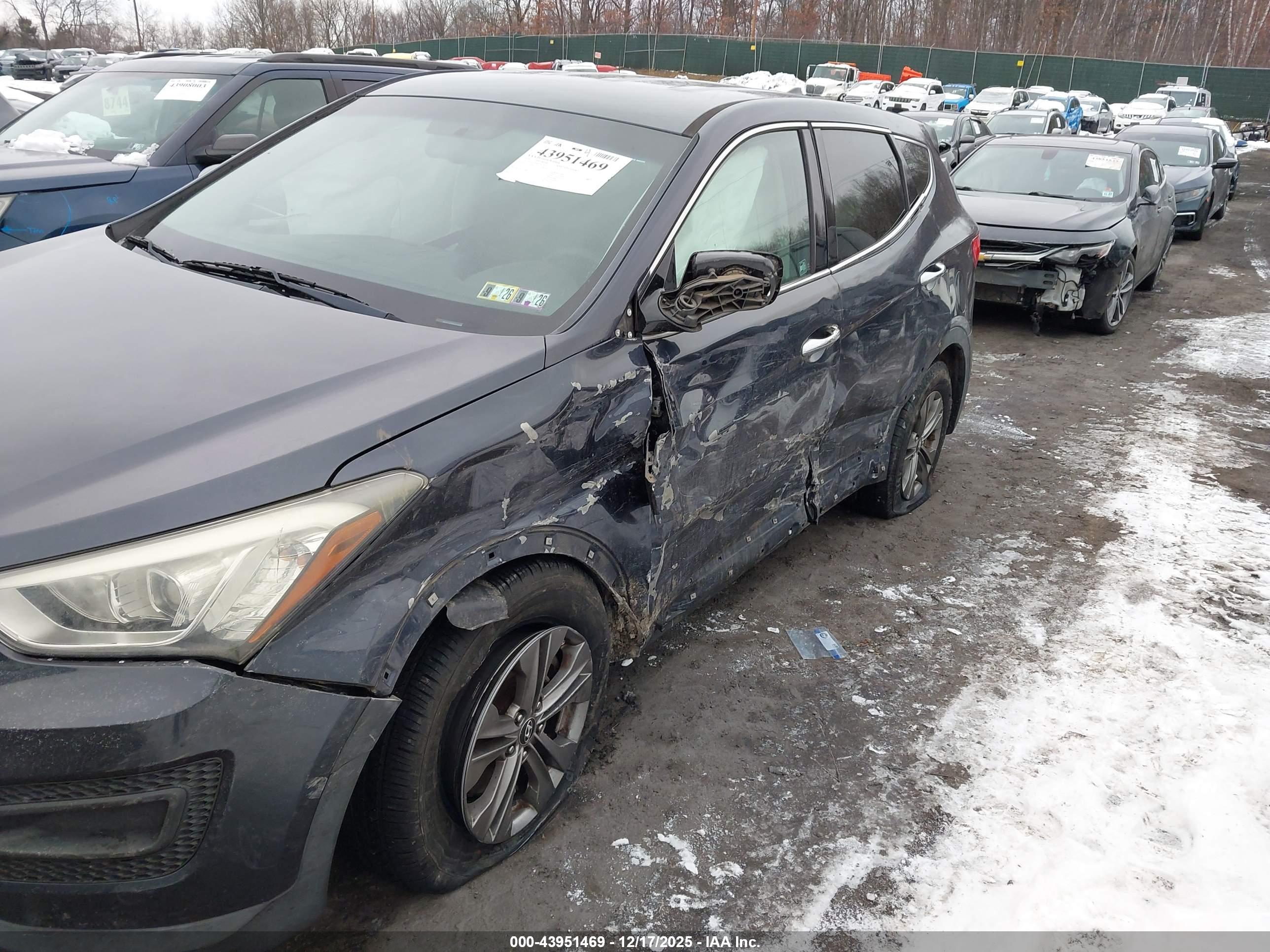 HYUNDAI SANTA image 6