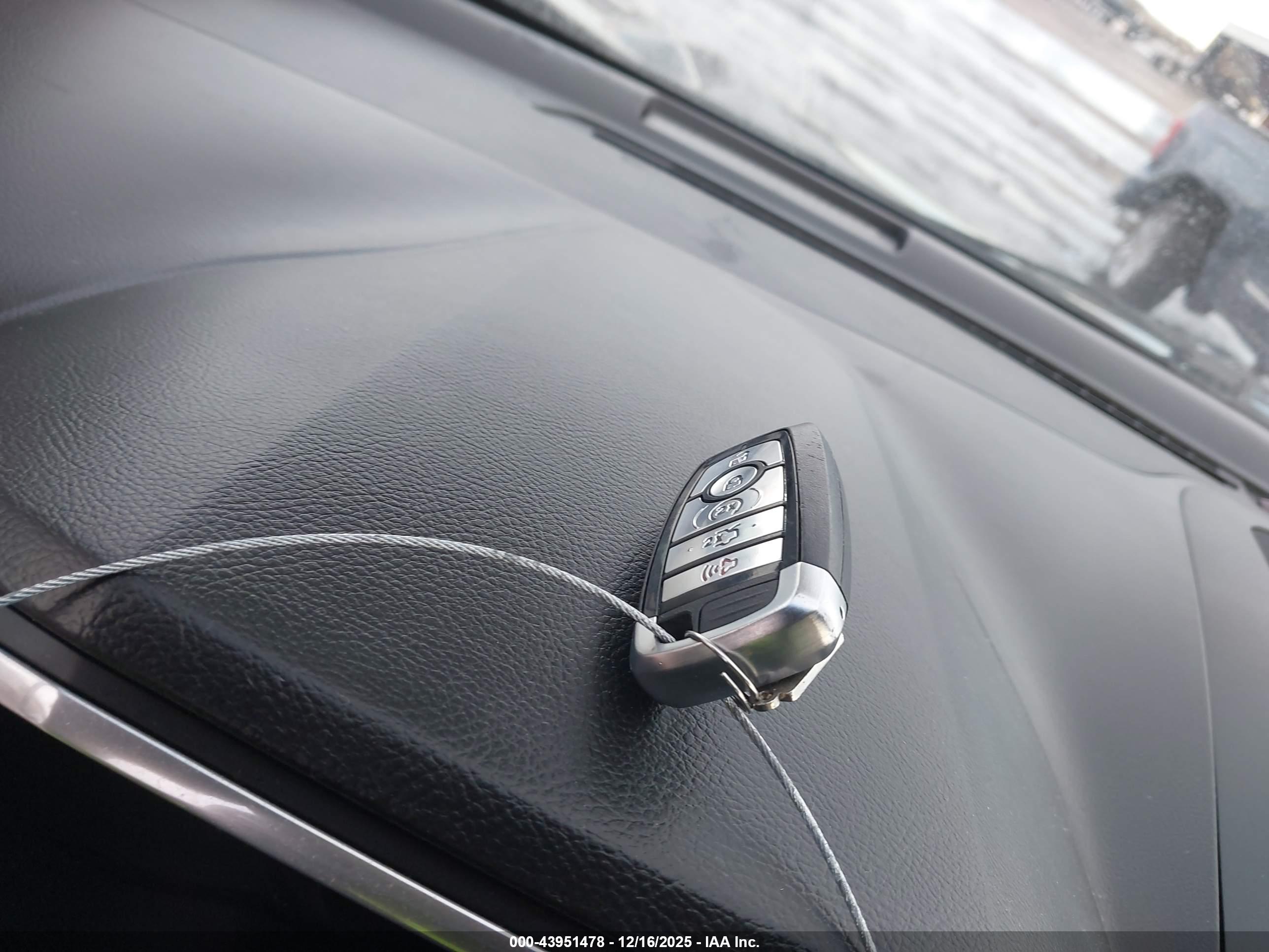 FORD EDGE image 11