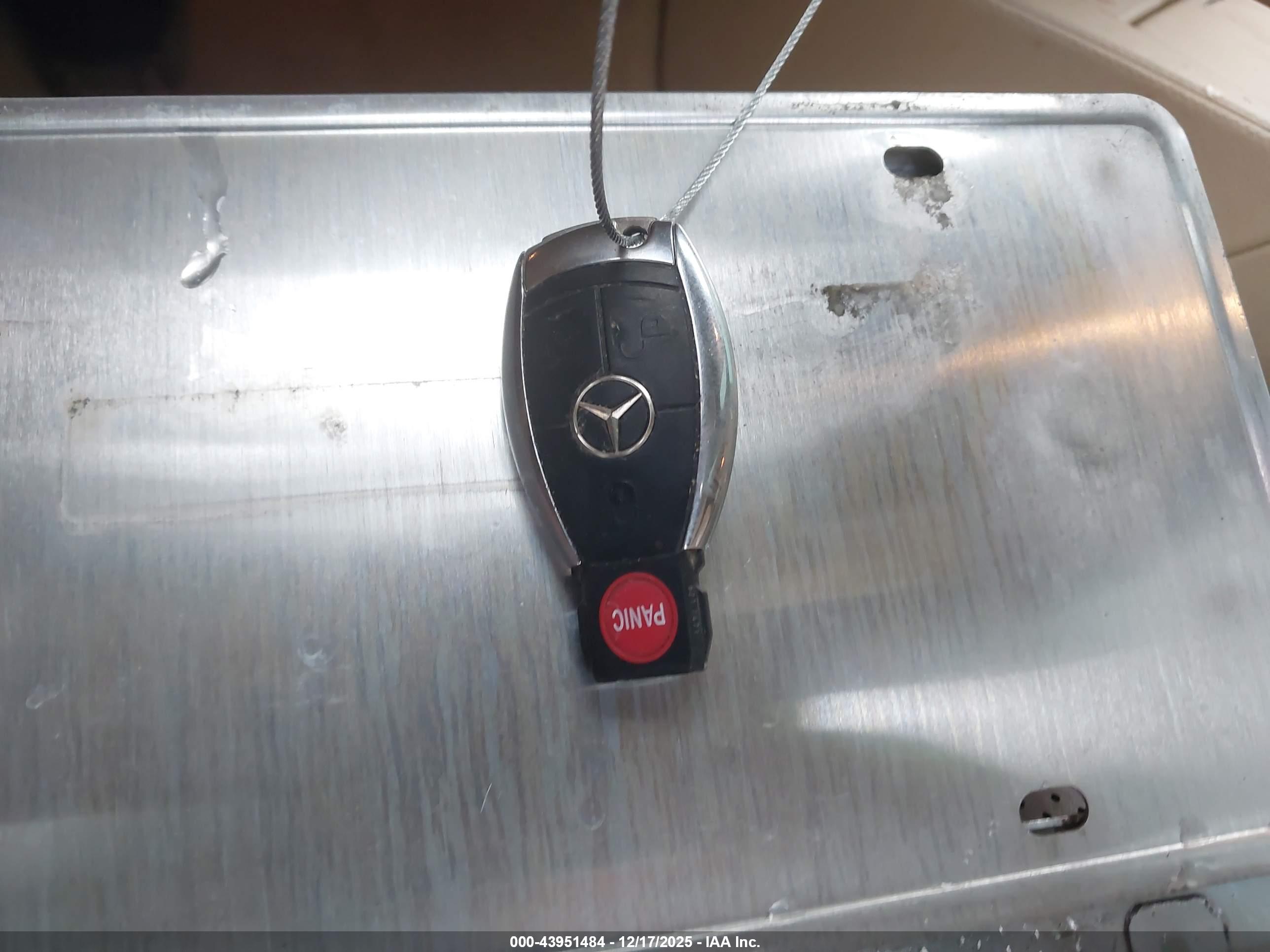 MERCEDES-BENZ S image 11