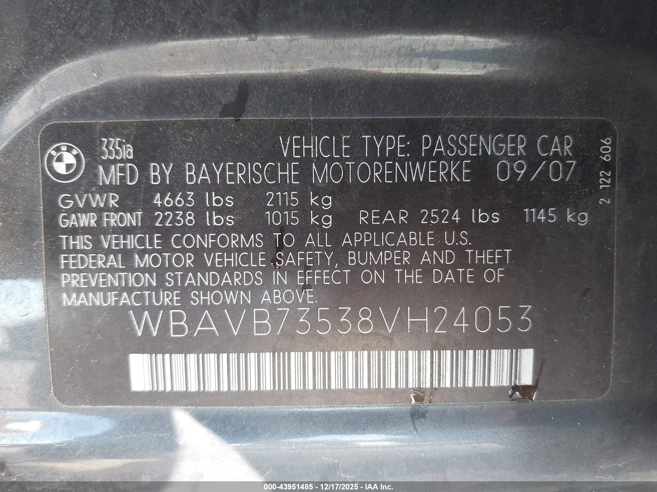 BMW 335I image 9