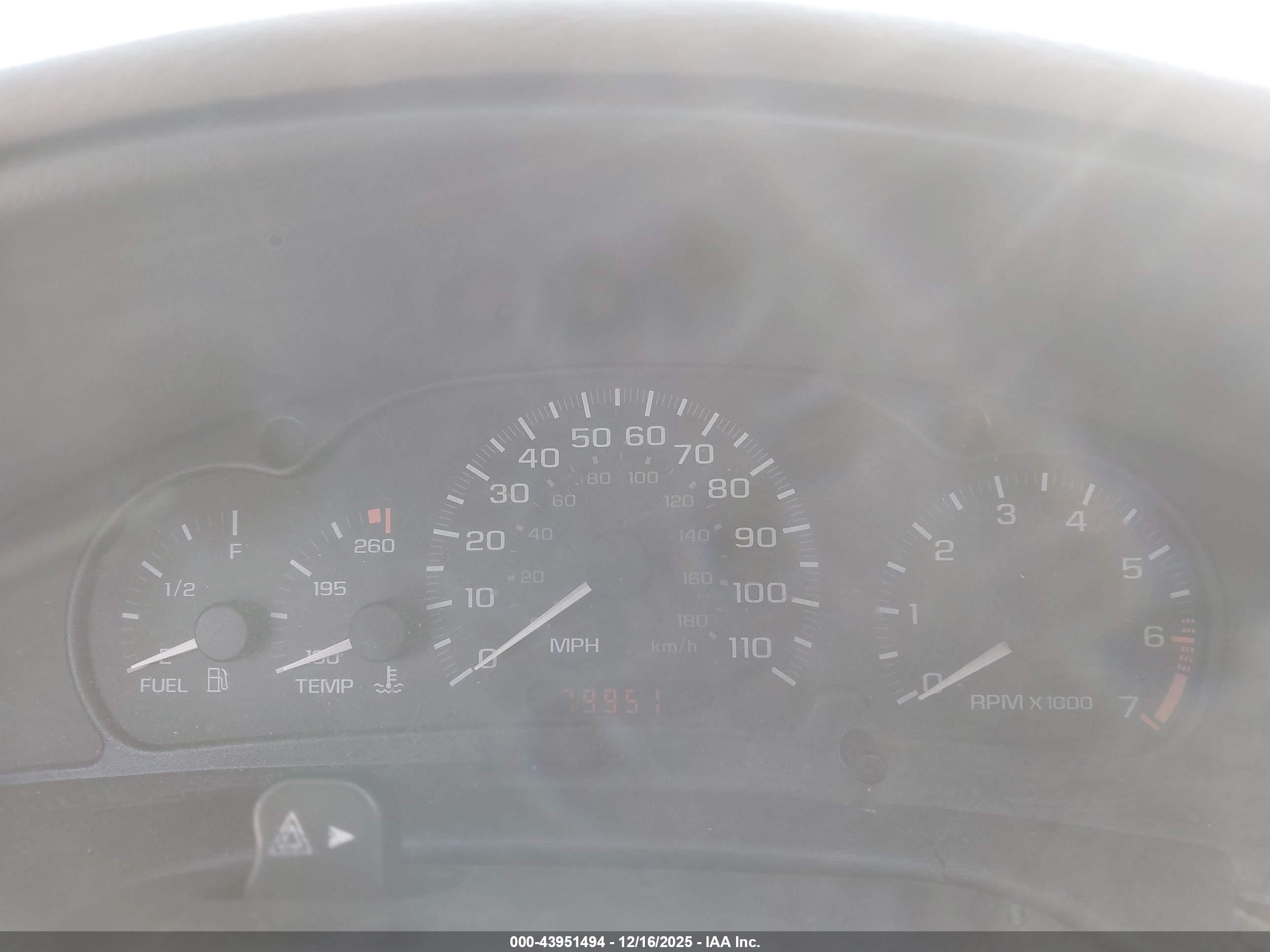 CHEVROLET CAVALIER image 7