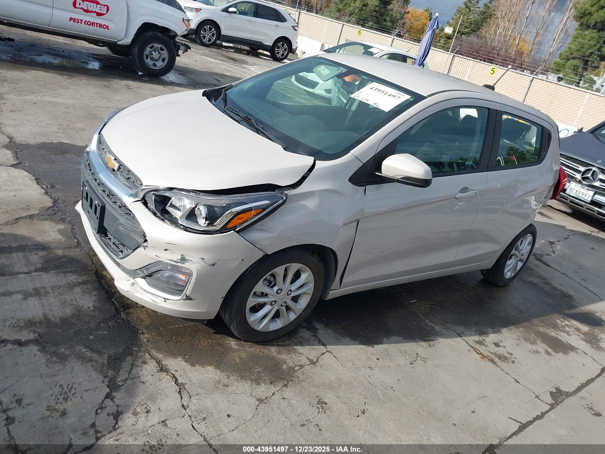 CHEVROLET SPARK image 2