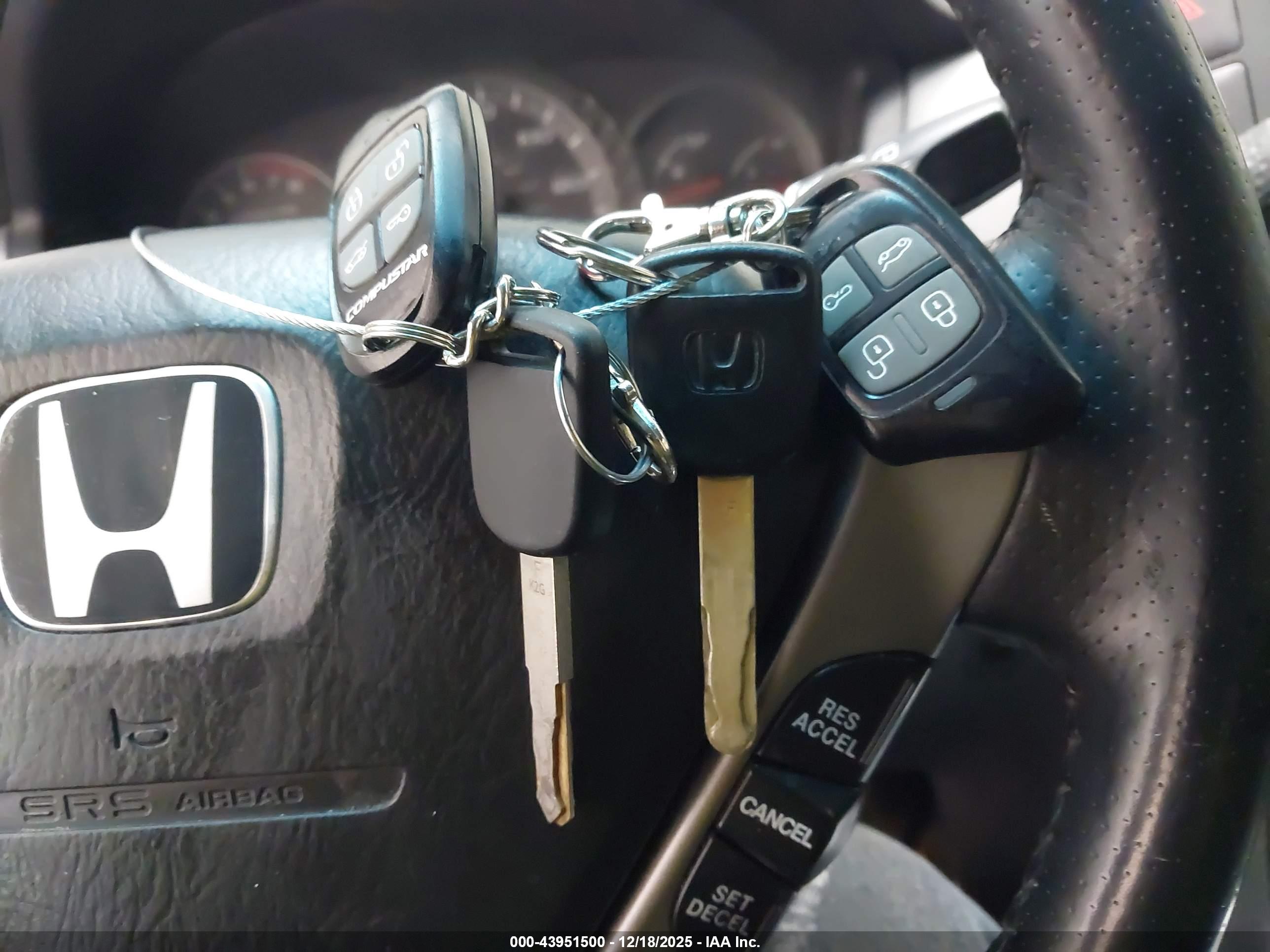 HONDA PILOT image 11