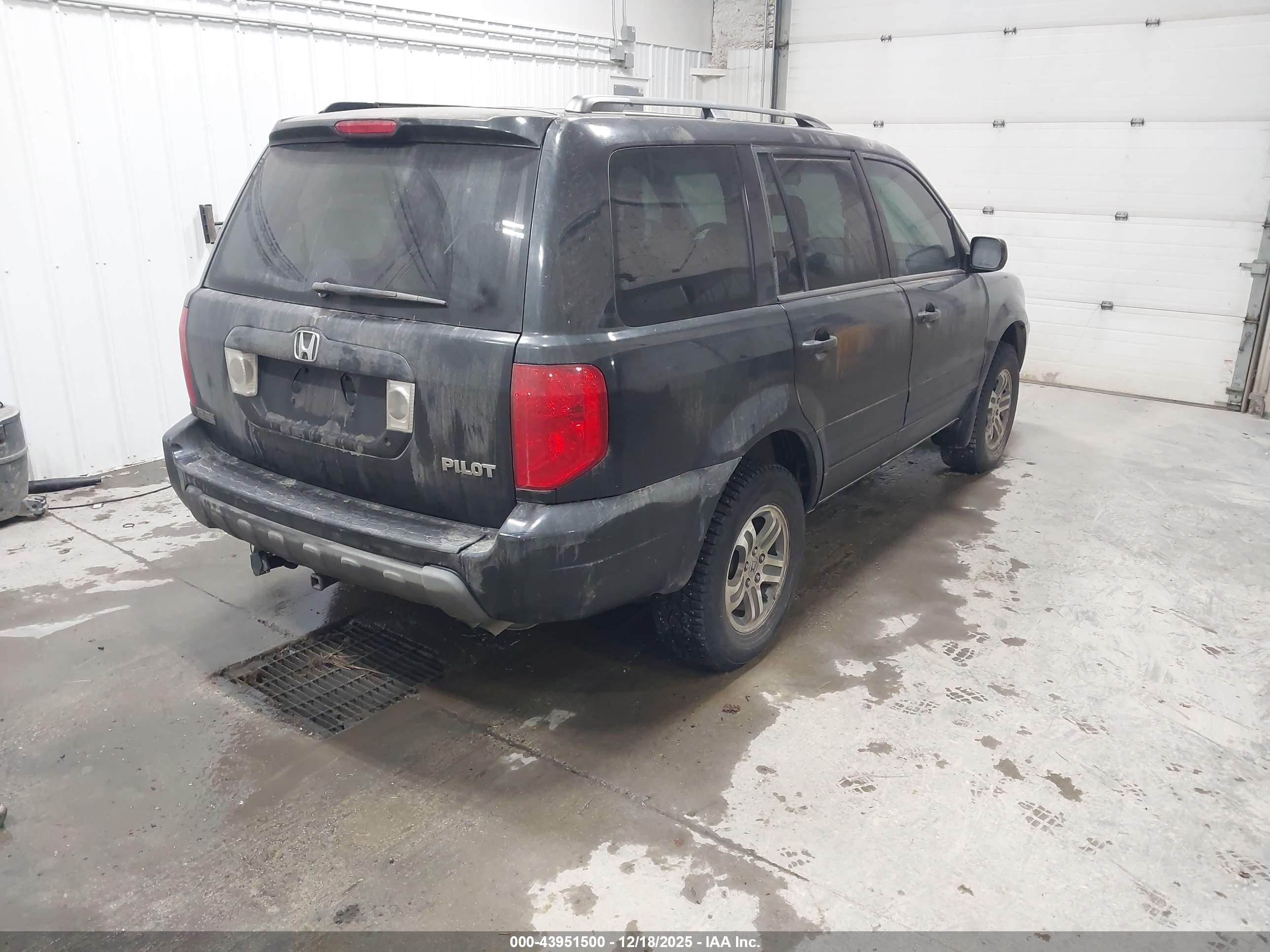 HONDA PILOT image 4