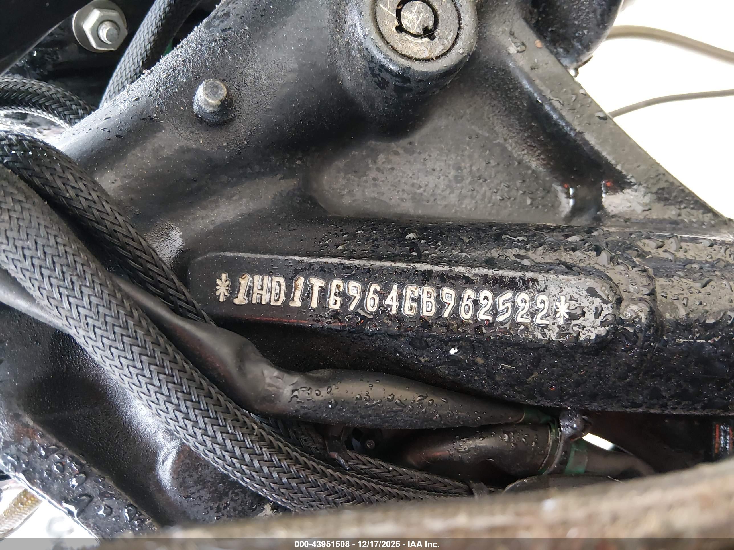 HARLEY-DAVIDSON FXSE image 10