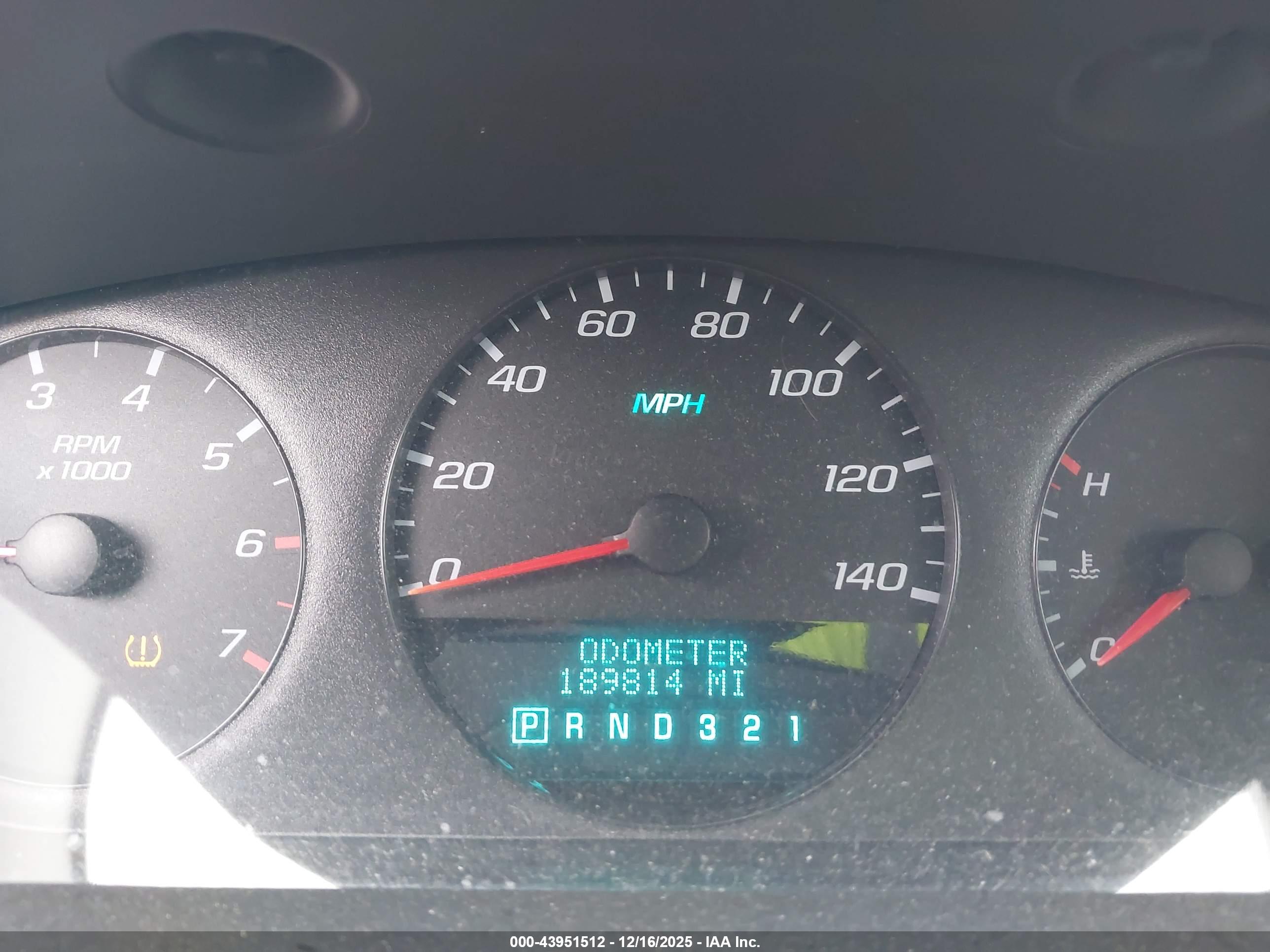 CHEVROLET IMPALA image 7