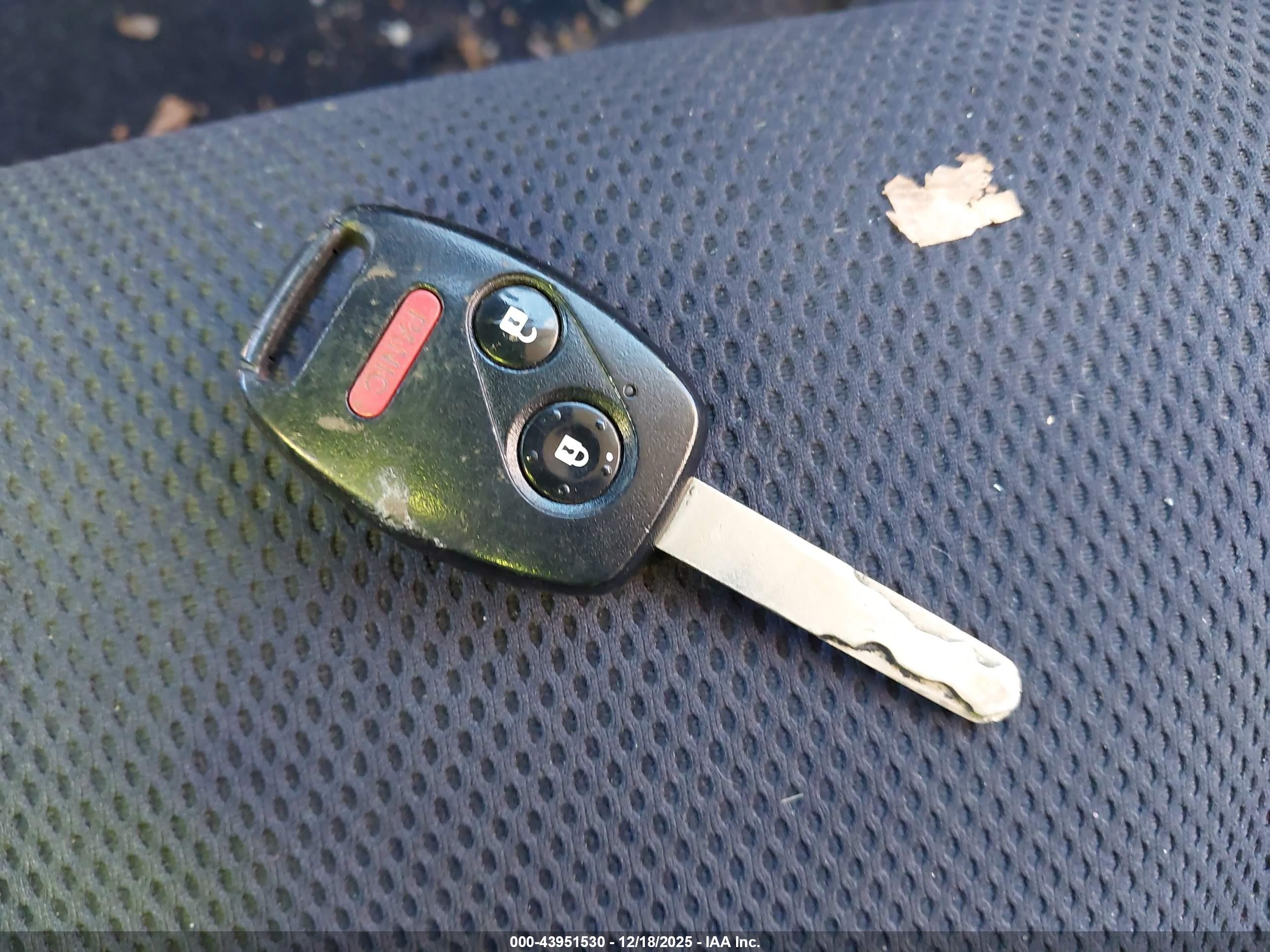HONDA FIT image 11