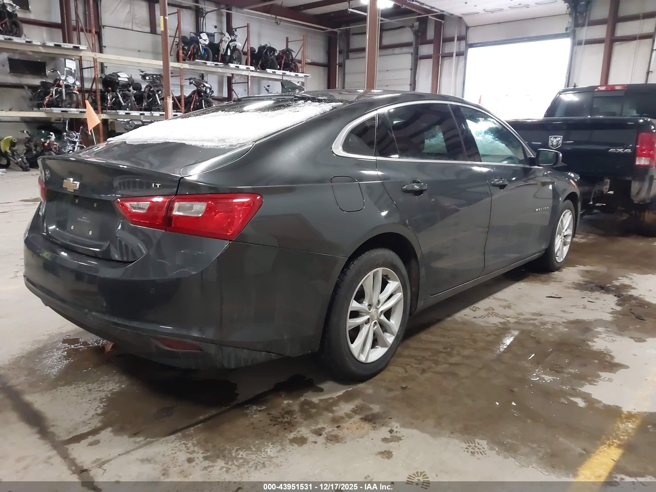 CHEVROLET MALIBU image 4