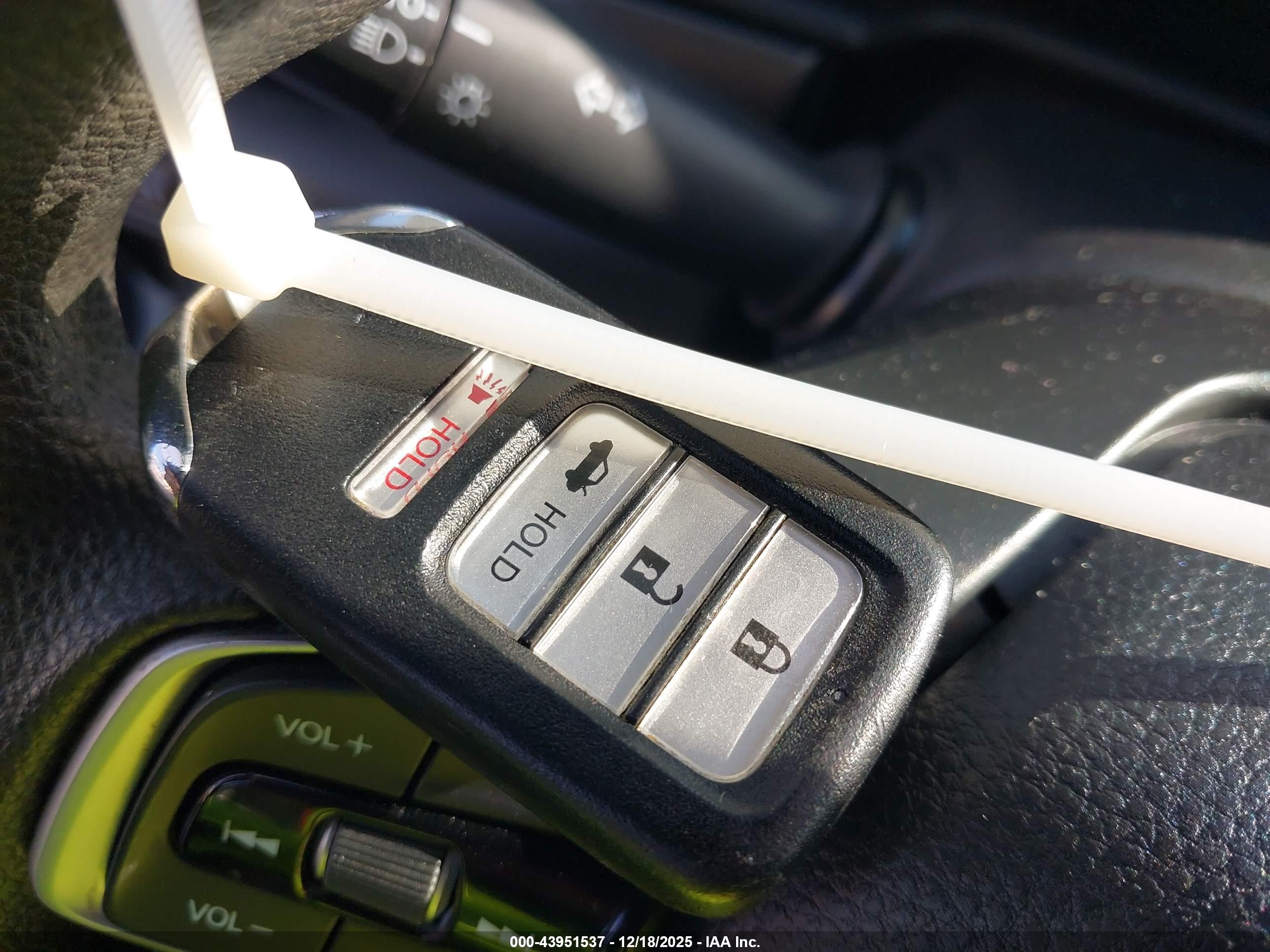 HONDA ACCORD image 11