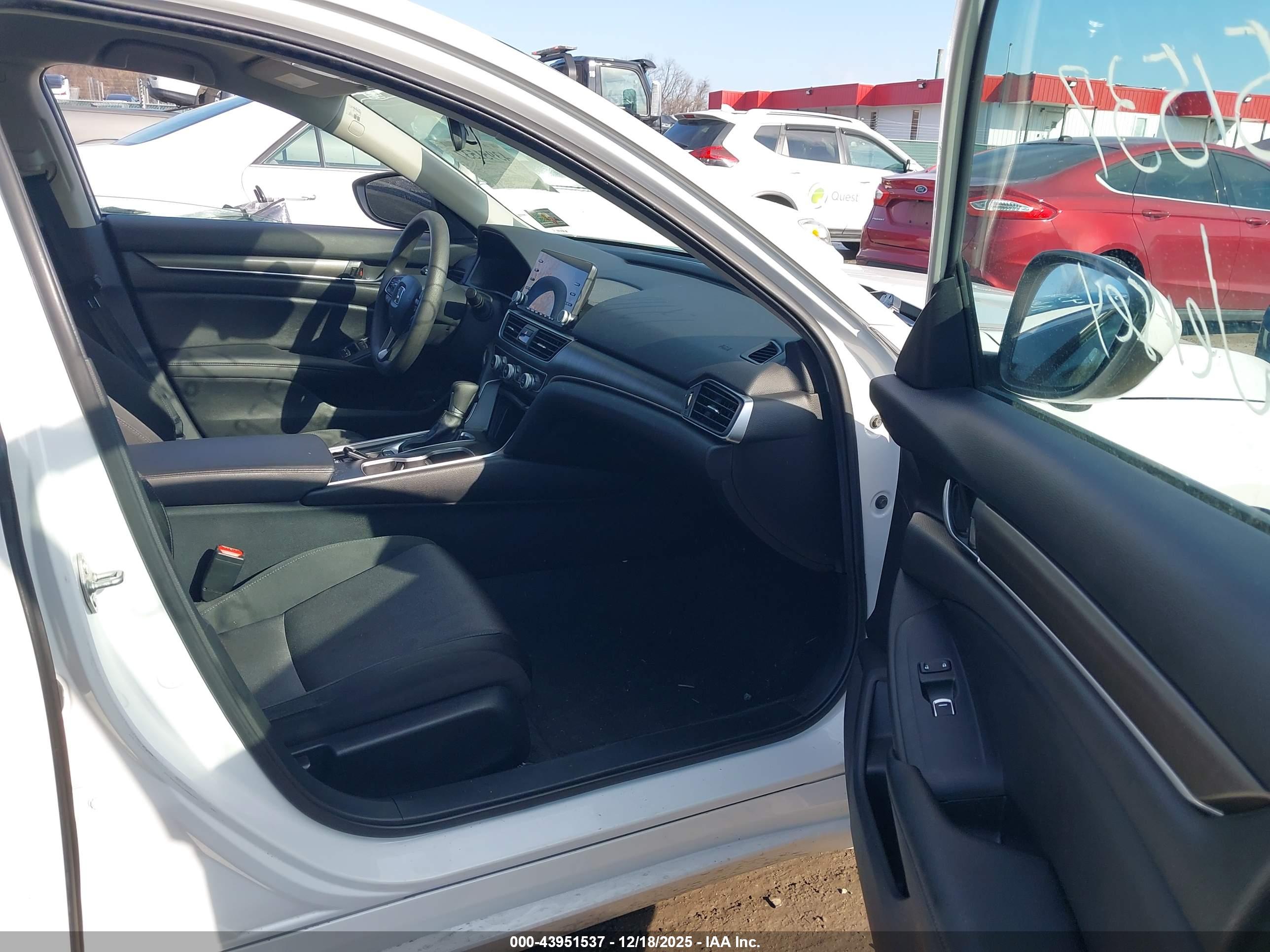 HONDA ACCORD image 5