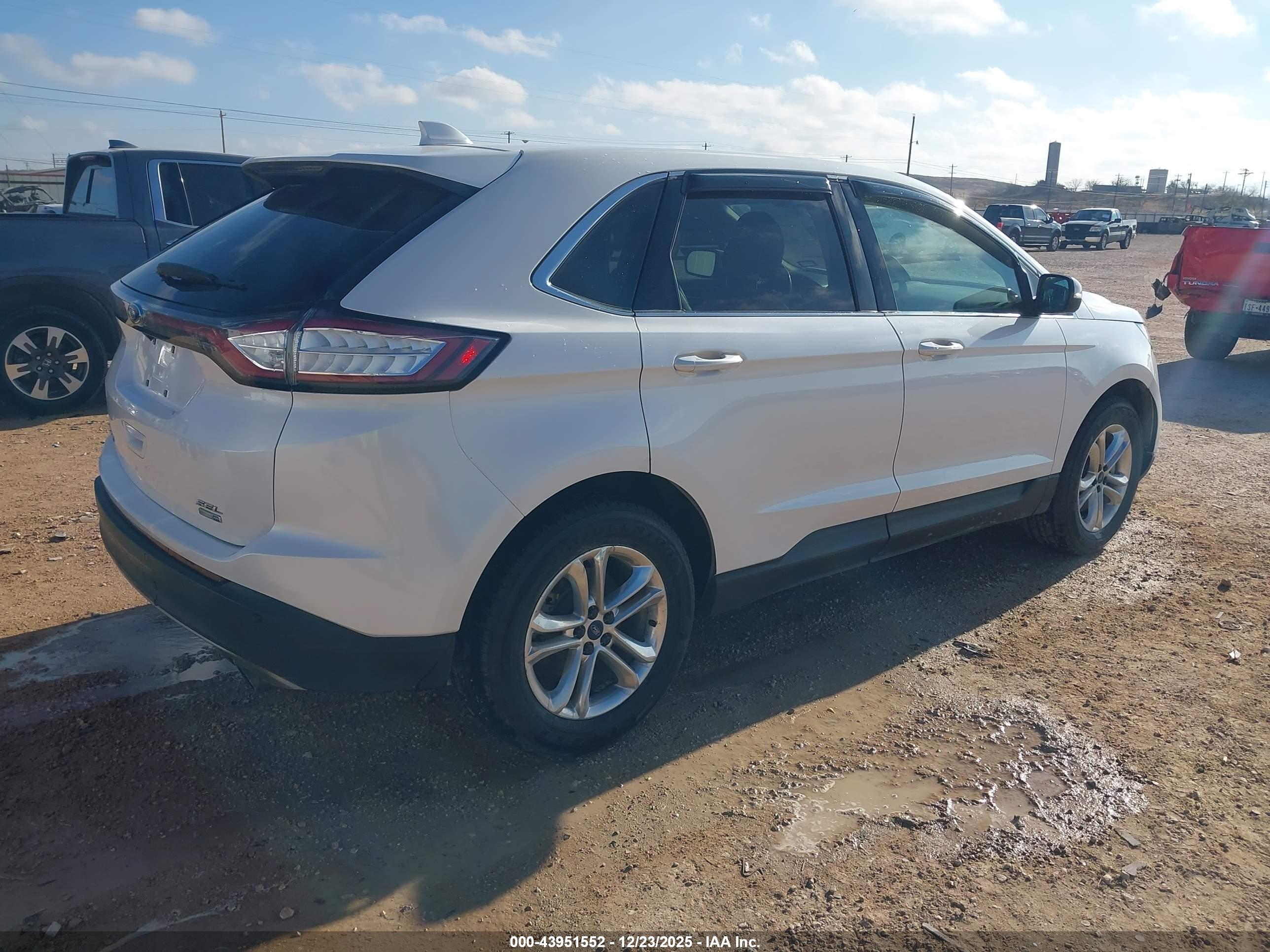 FORD EDGE image 4