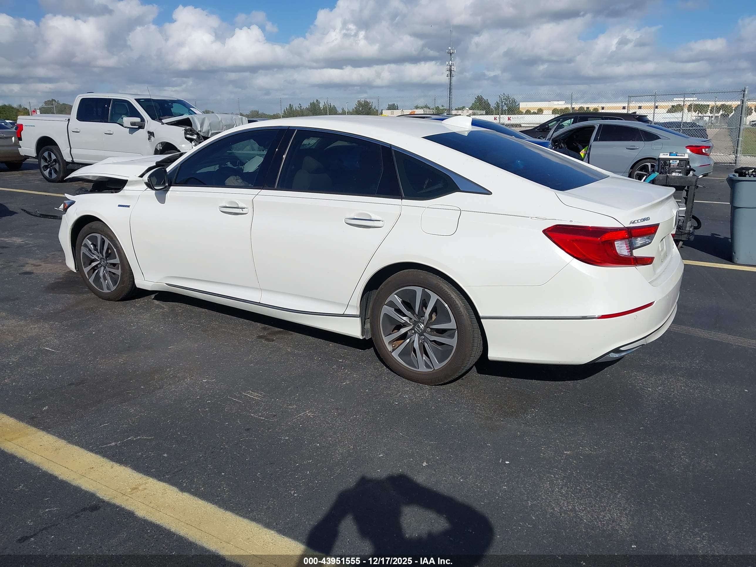 HONDA ACCORD image 3