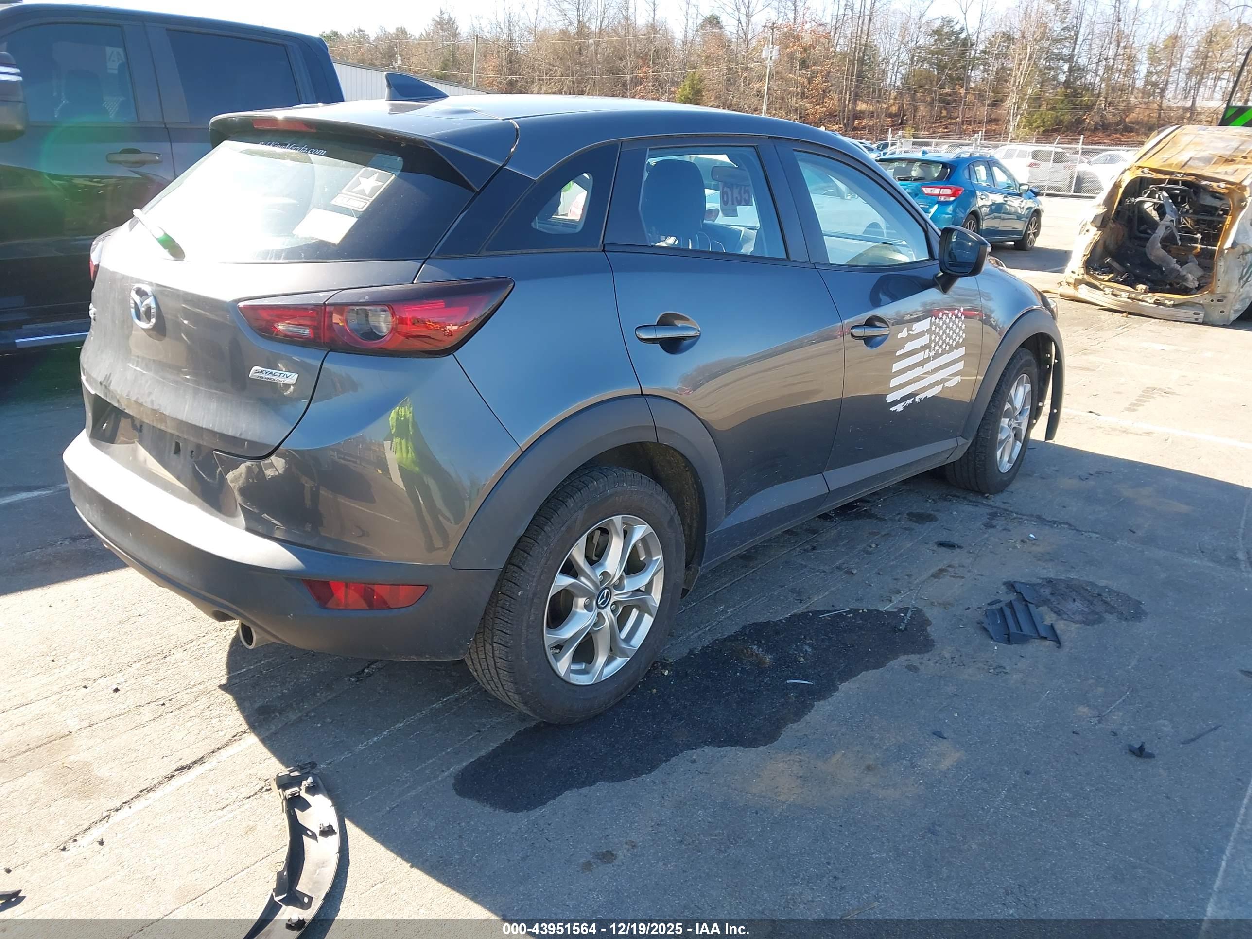 MAZDA CX-3 image 4