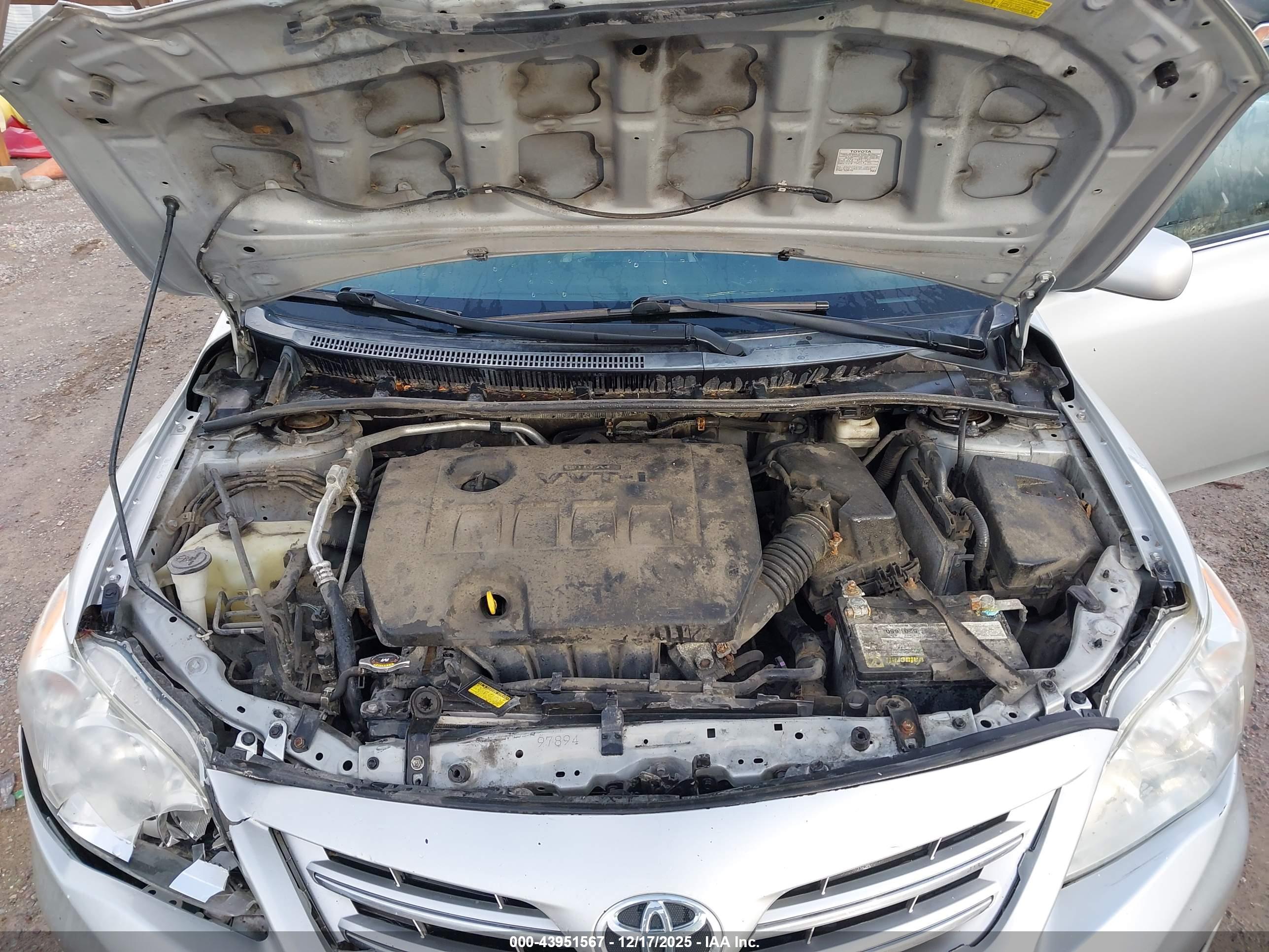 TOYOTA COROLLA image 10