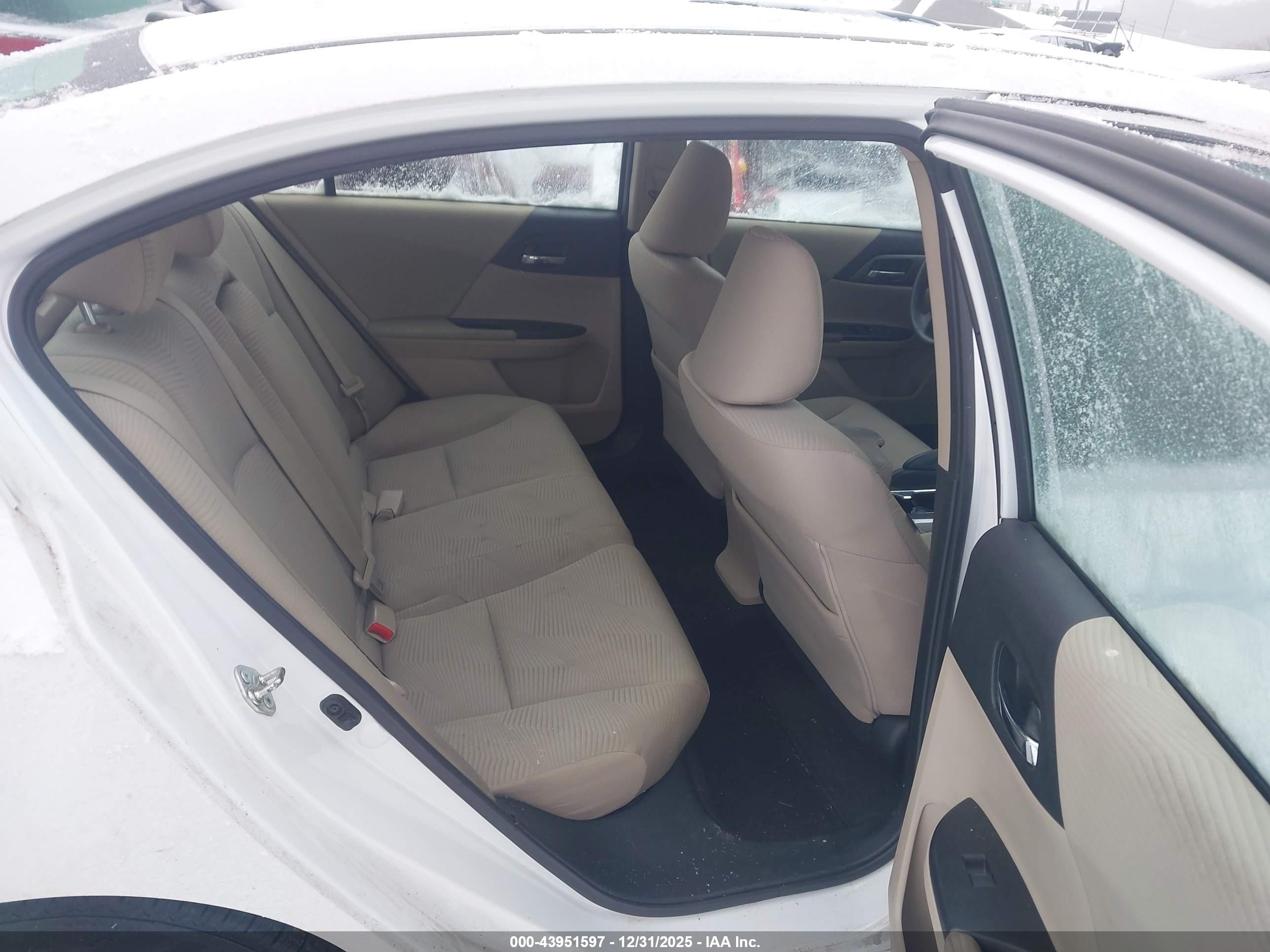 HONDA ACCORD image 8