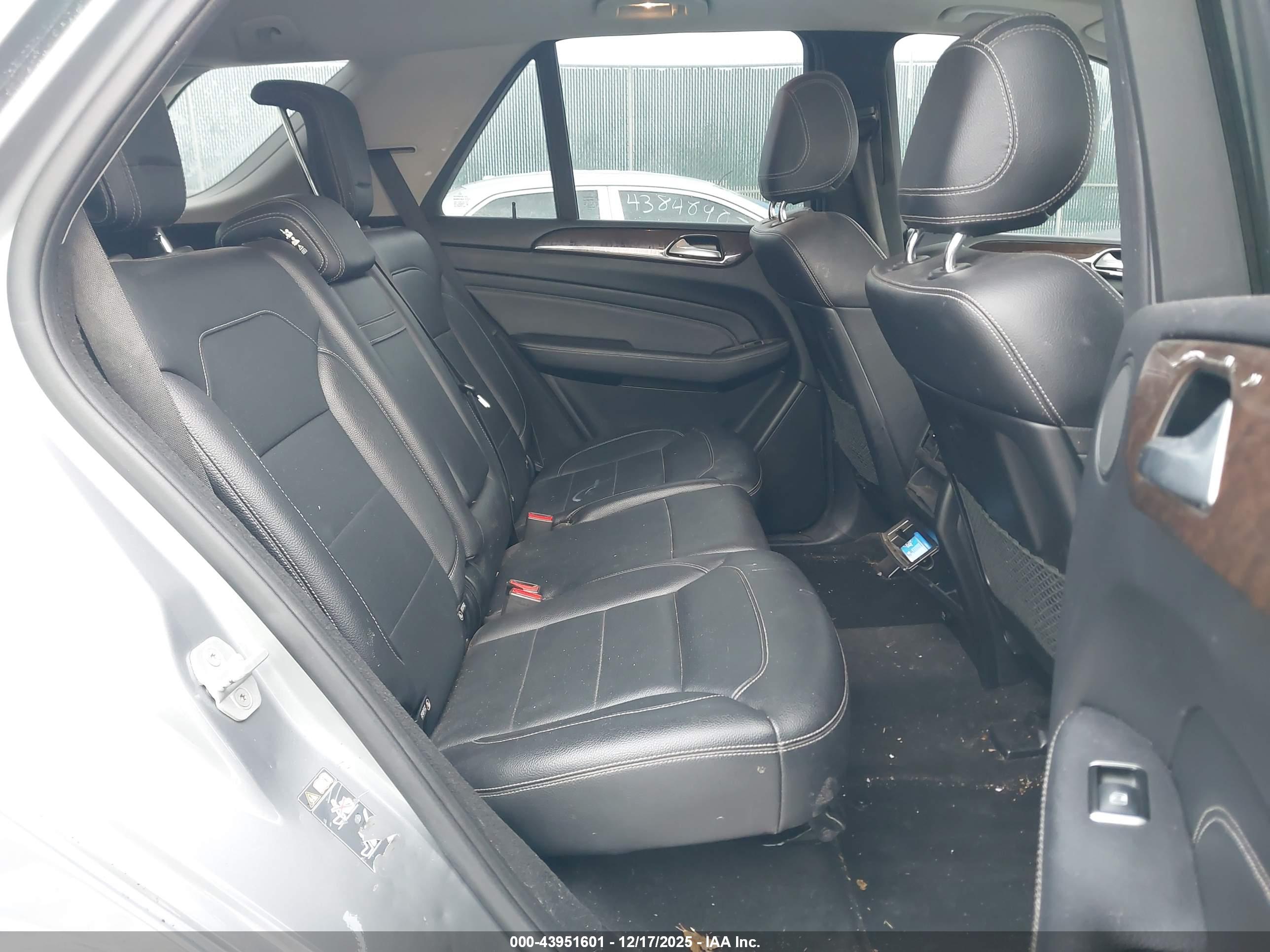 MERCEDES-BENZ ML image 8