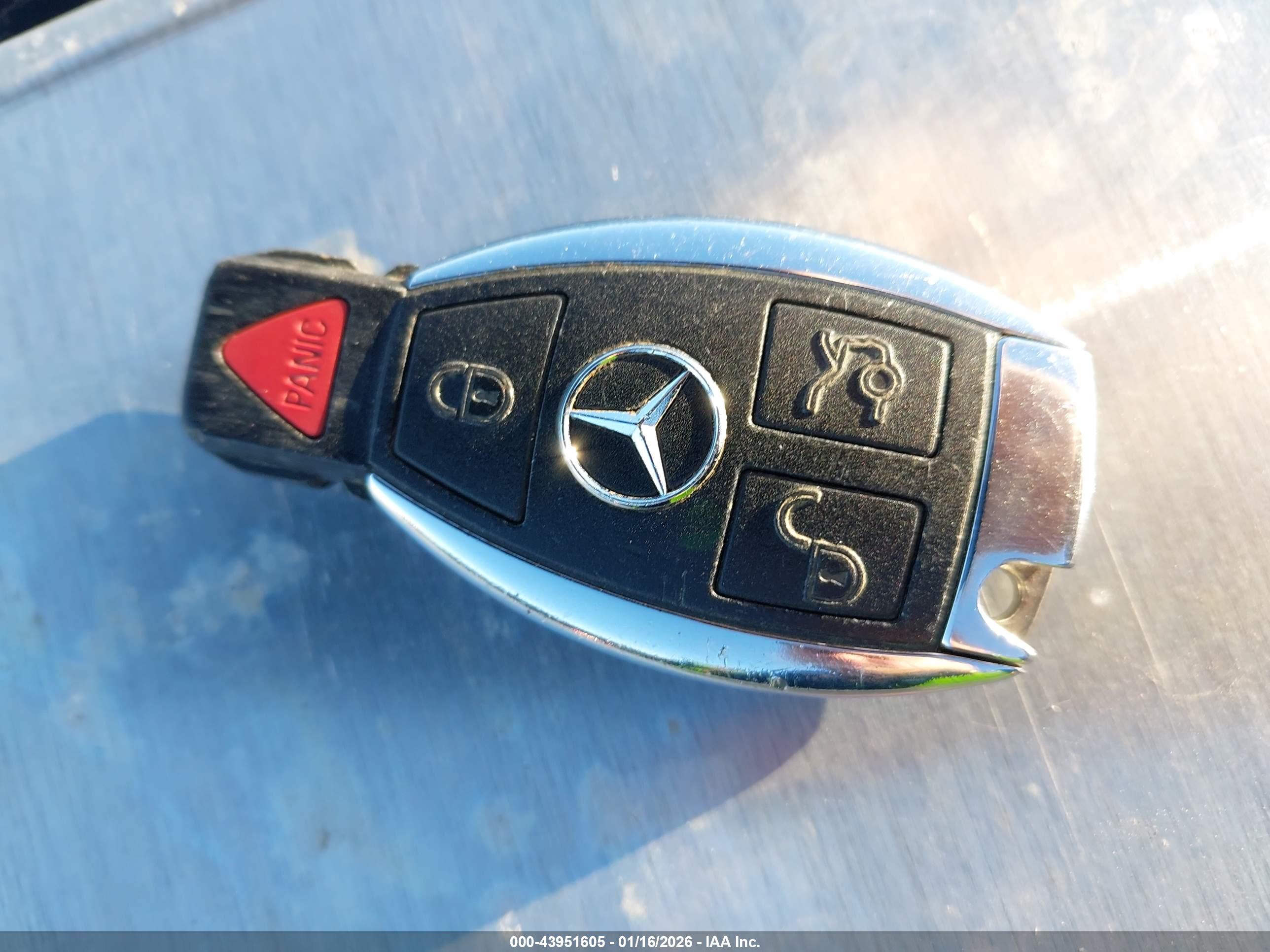 MERCEDES-BENZ C image 11