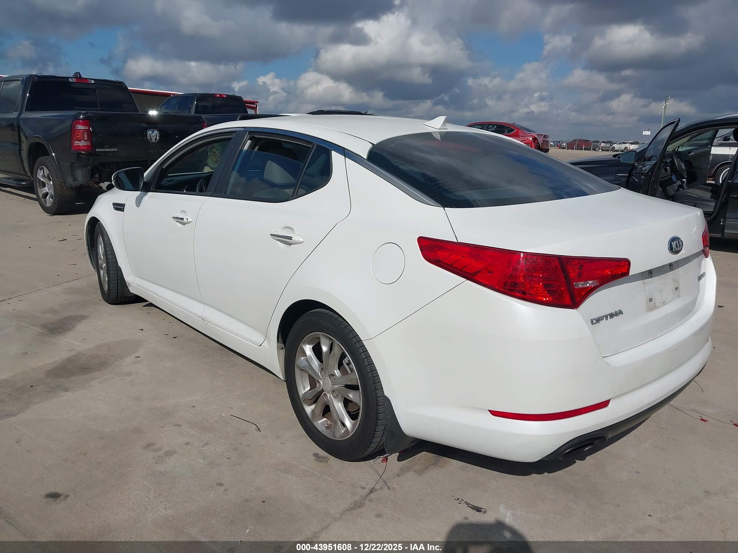 KIA OPTIMA image 3