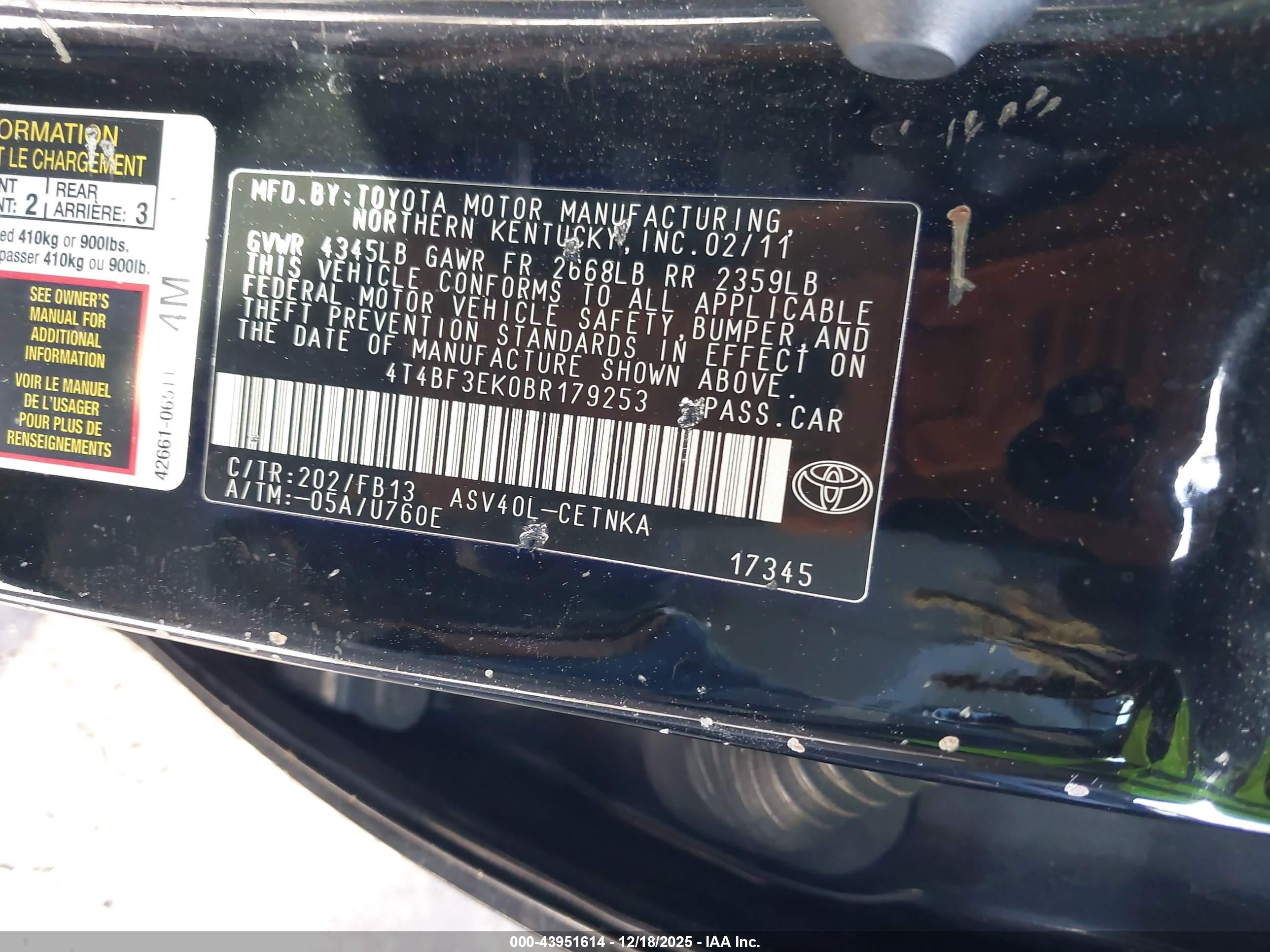 TOYOTA CAMRY image 9