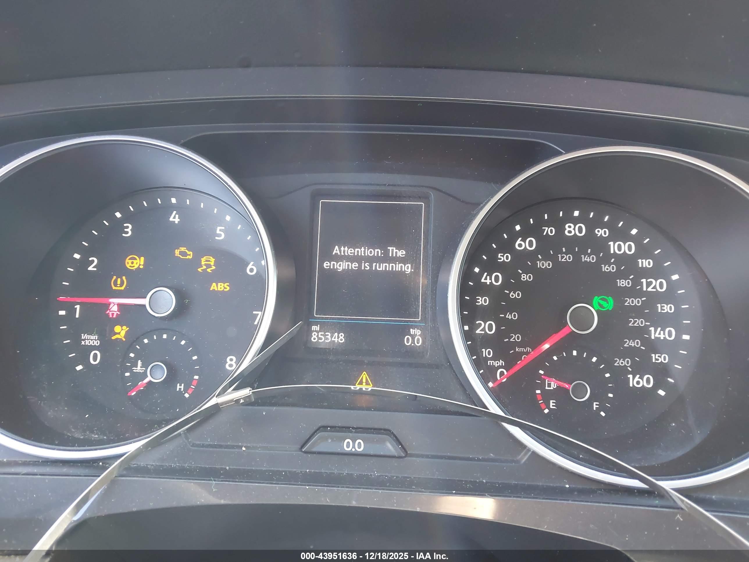 VOLKSWAGEN TIGUAN image 7