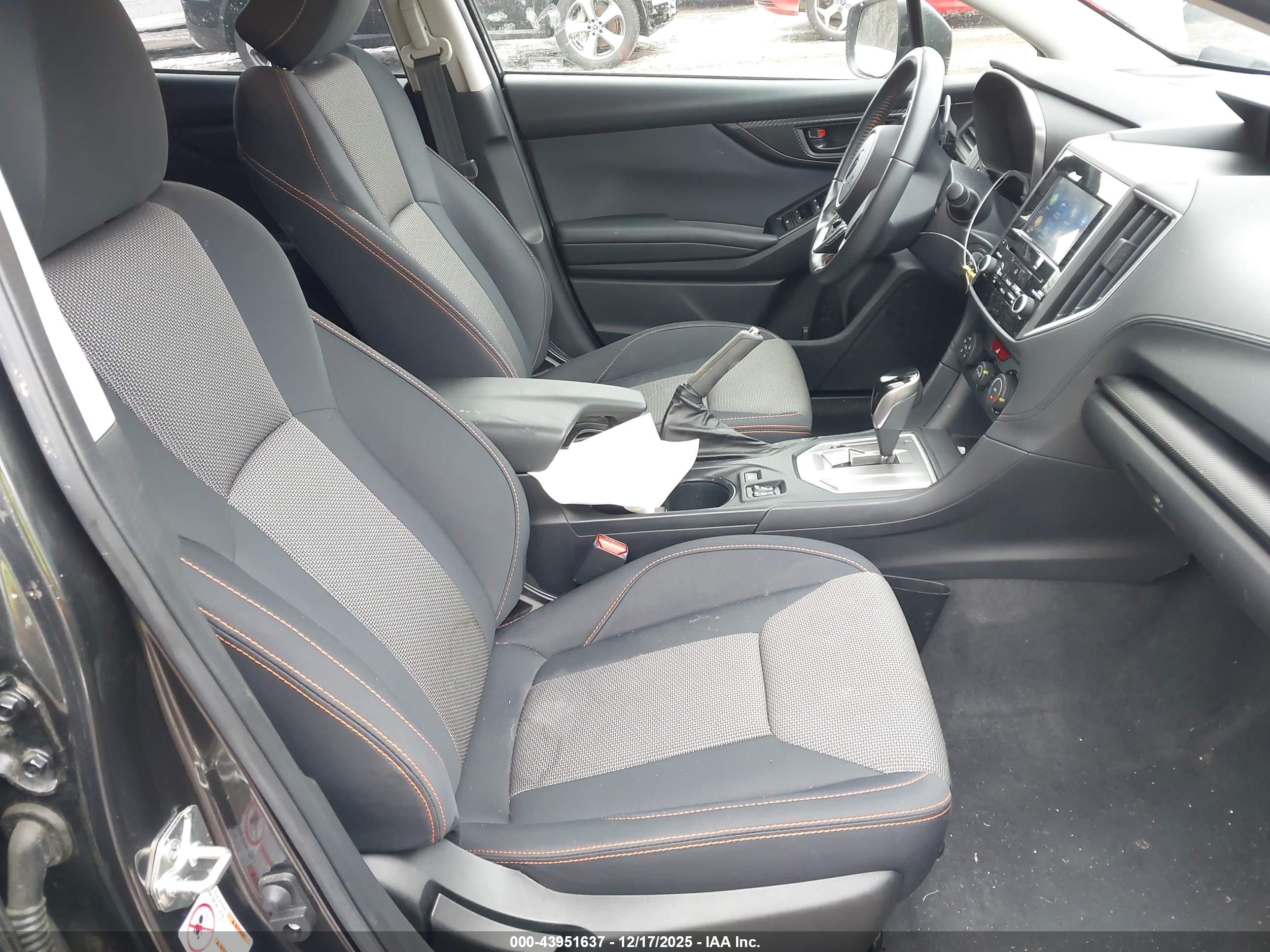 SUBARU CROSSTREK image 5