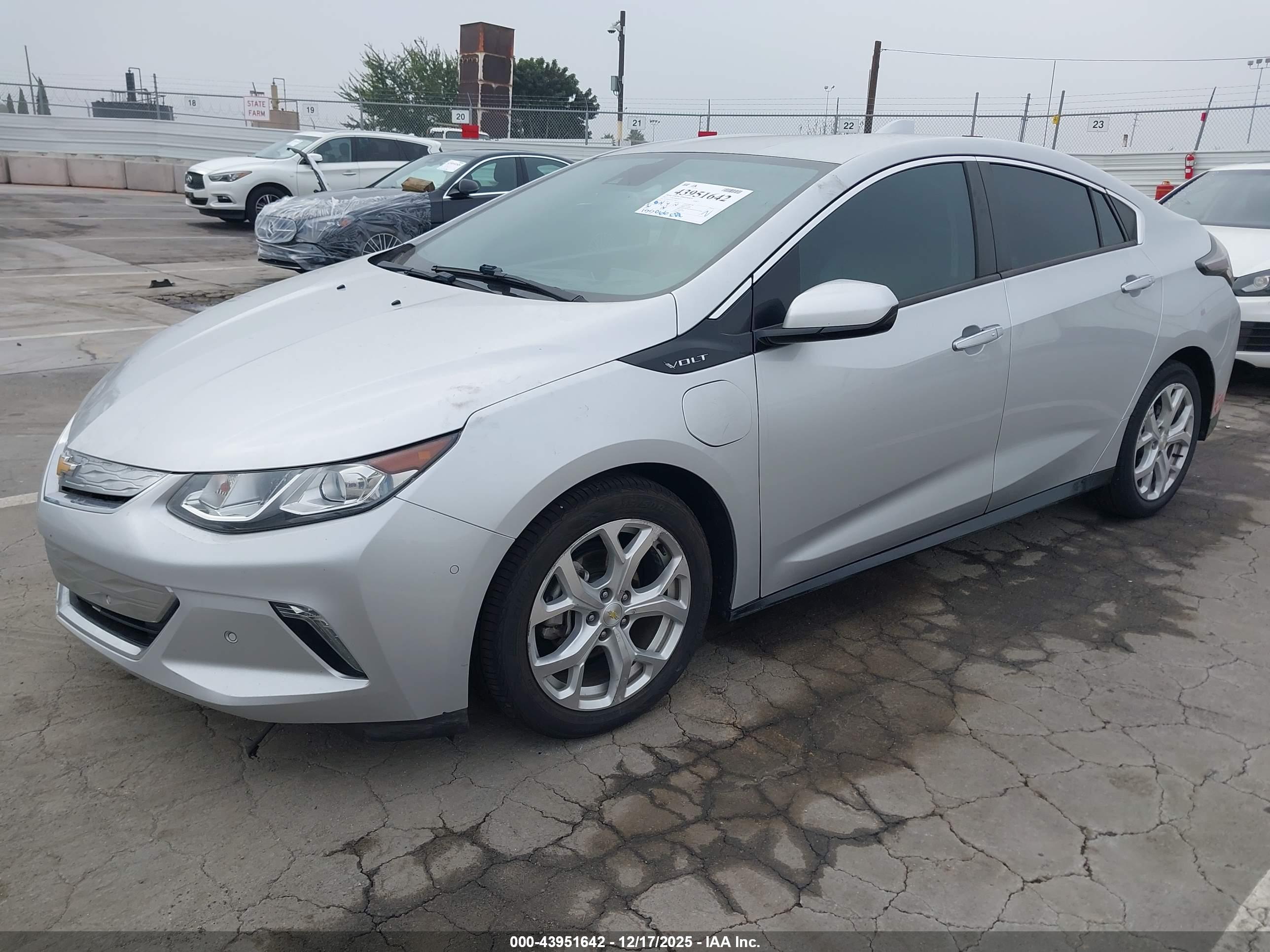 CHEVROLET VOLT image 2